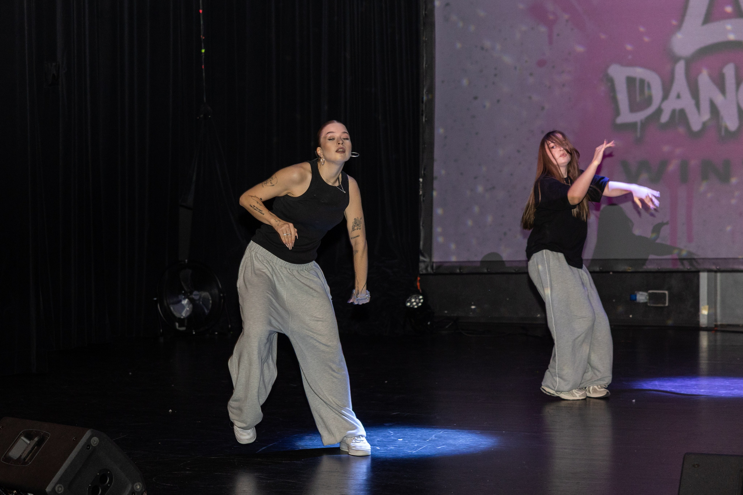 LEO DANCE SHOW WINTER 2025. Семейный и детский фотограф в Варшаве Мила Бобровская