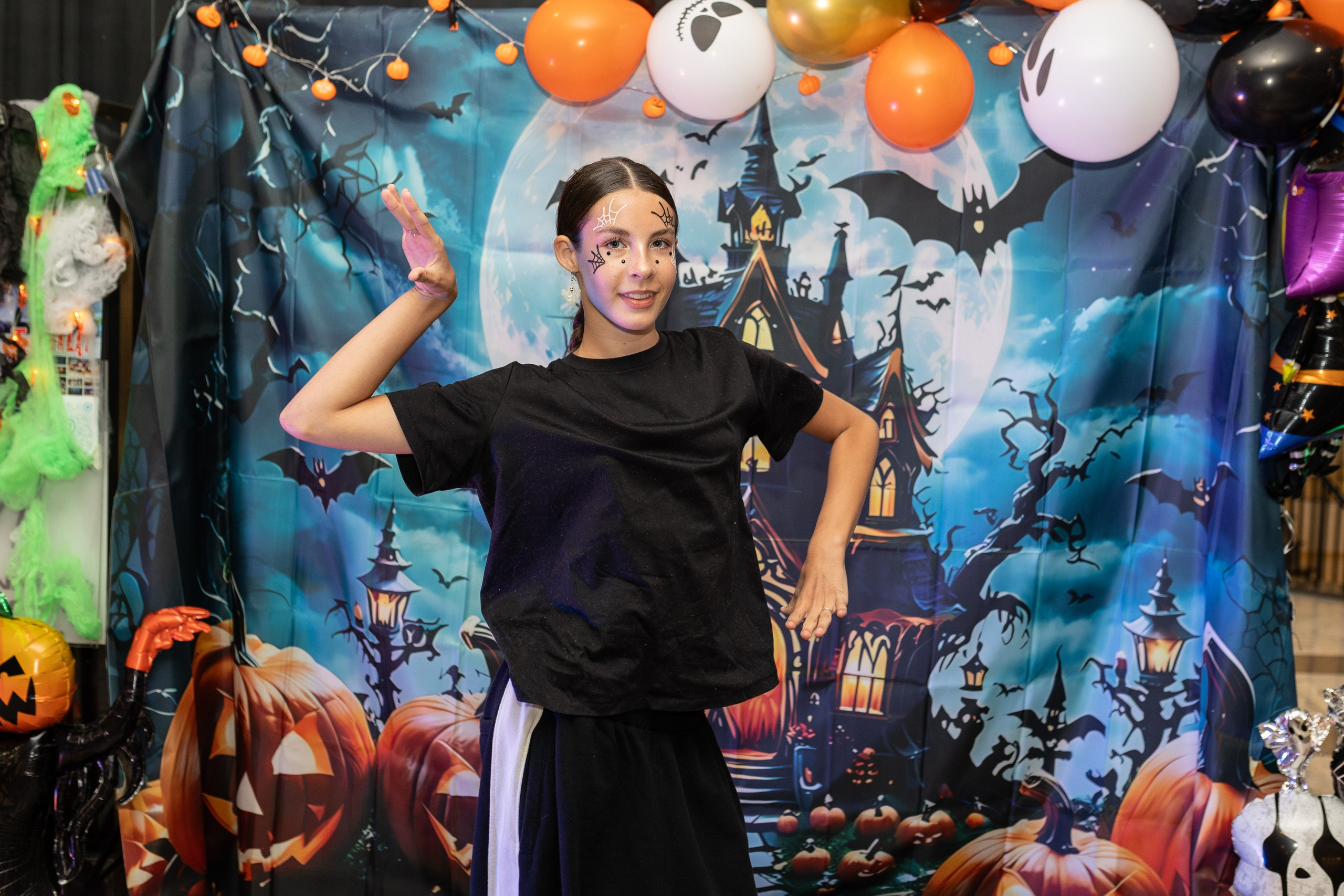 Leo dance studio Helloween 2025. Семейный и детский фотограф в Варшаве Мила Бобровская