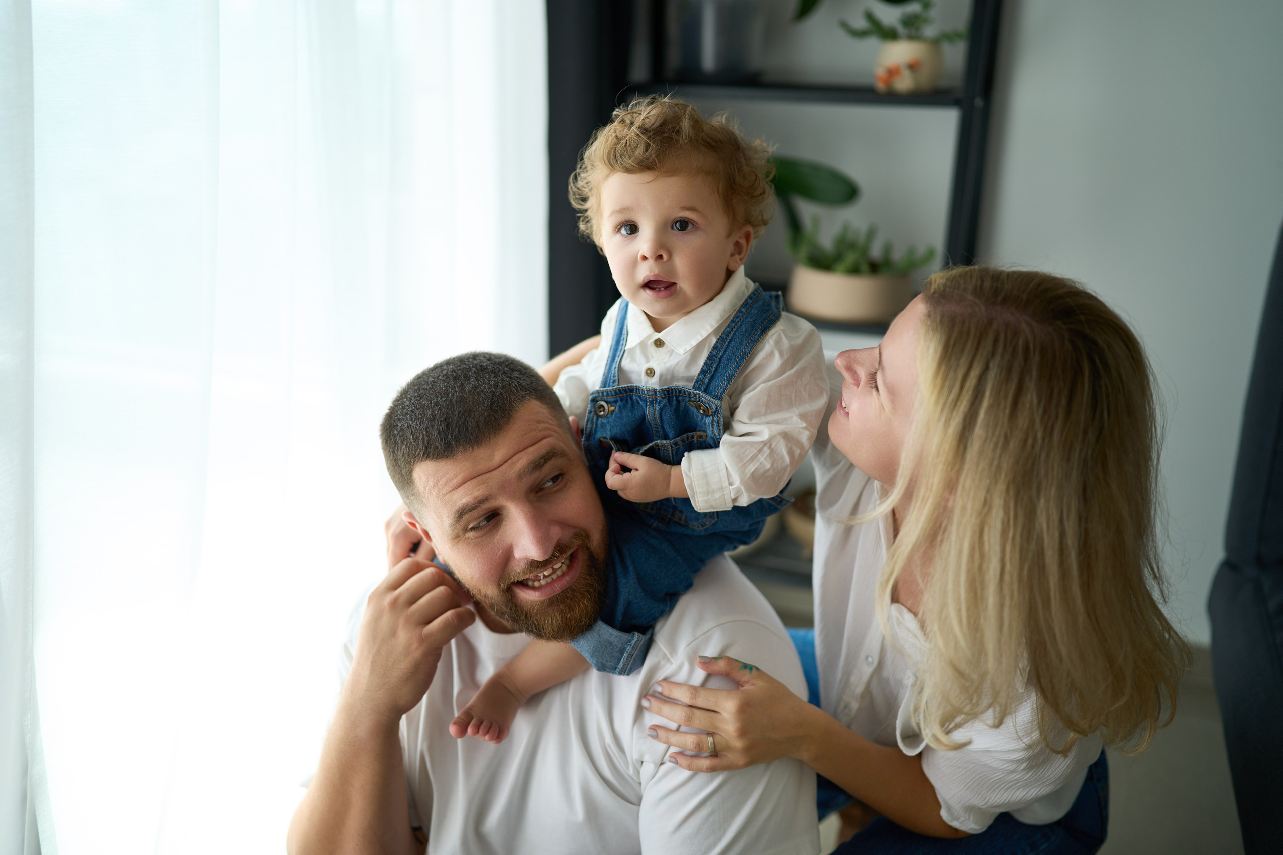 Gilad is 1 year old. צלם אלכס ברט בישראל