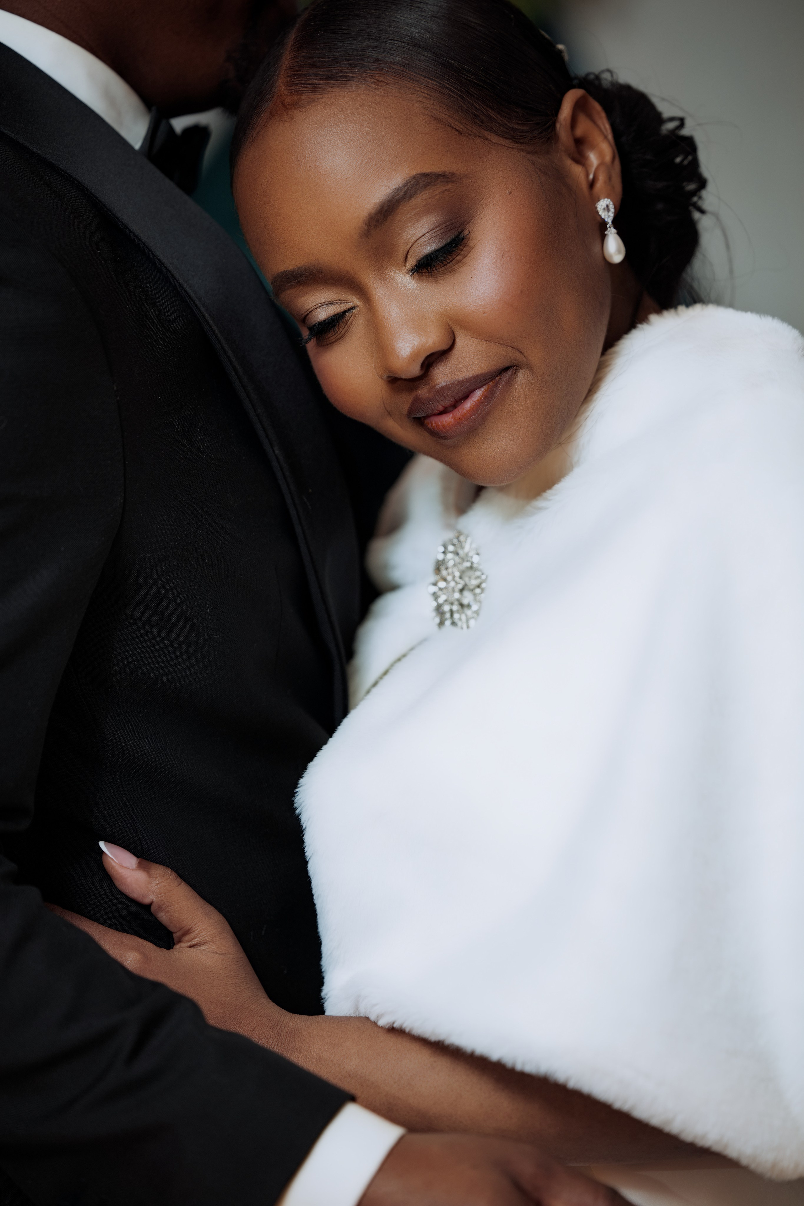 Nawik e Ethson. Fazemos o seu casamento ser lembrado por gerações