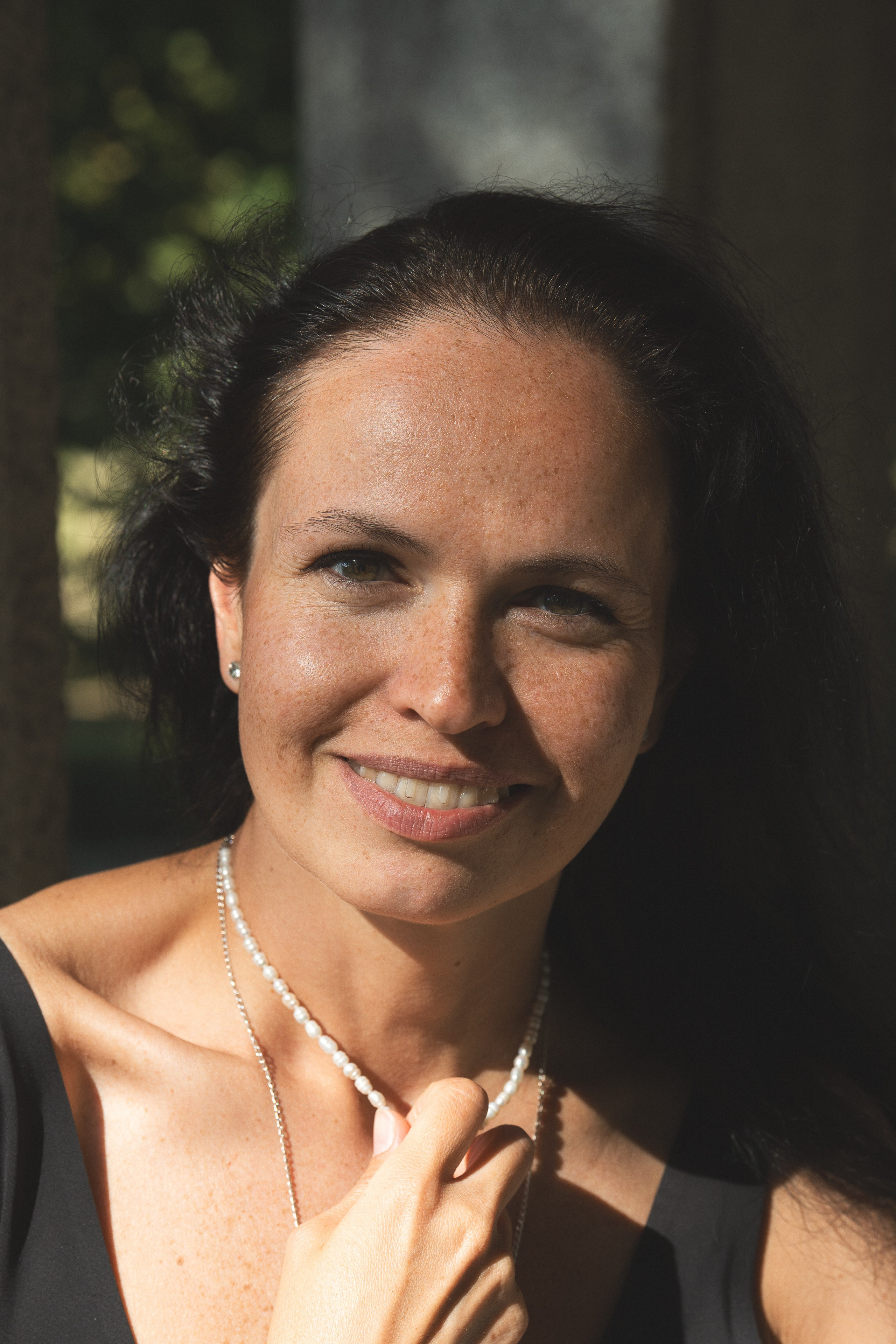 Women’s portrait photoshoot in Orta San Giulio