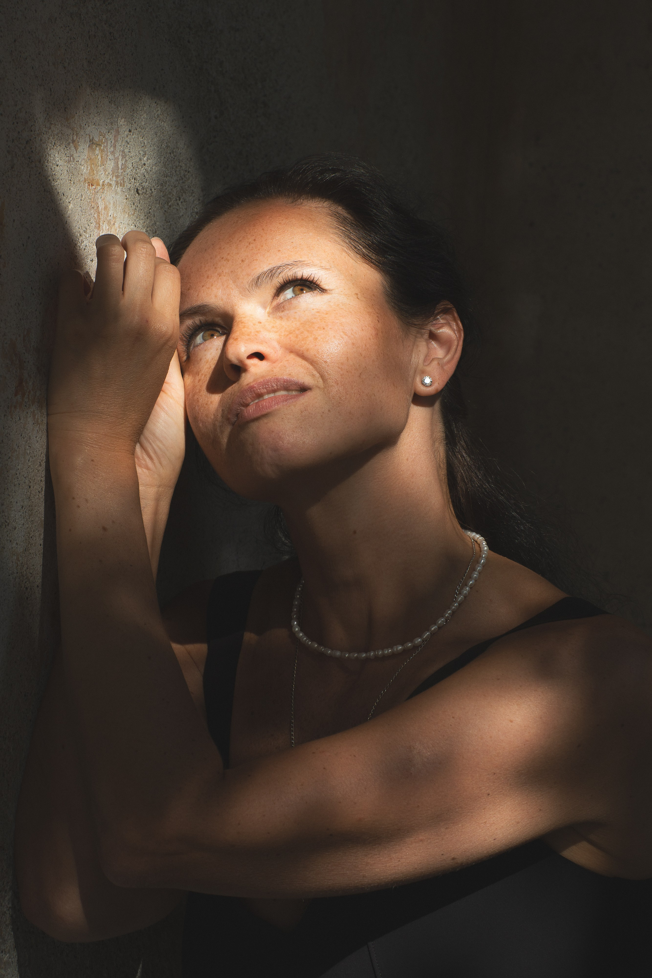 Women’s portrait photoshoot in Orta San Giulio