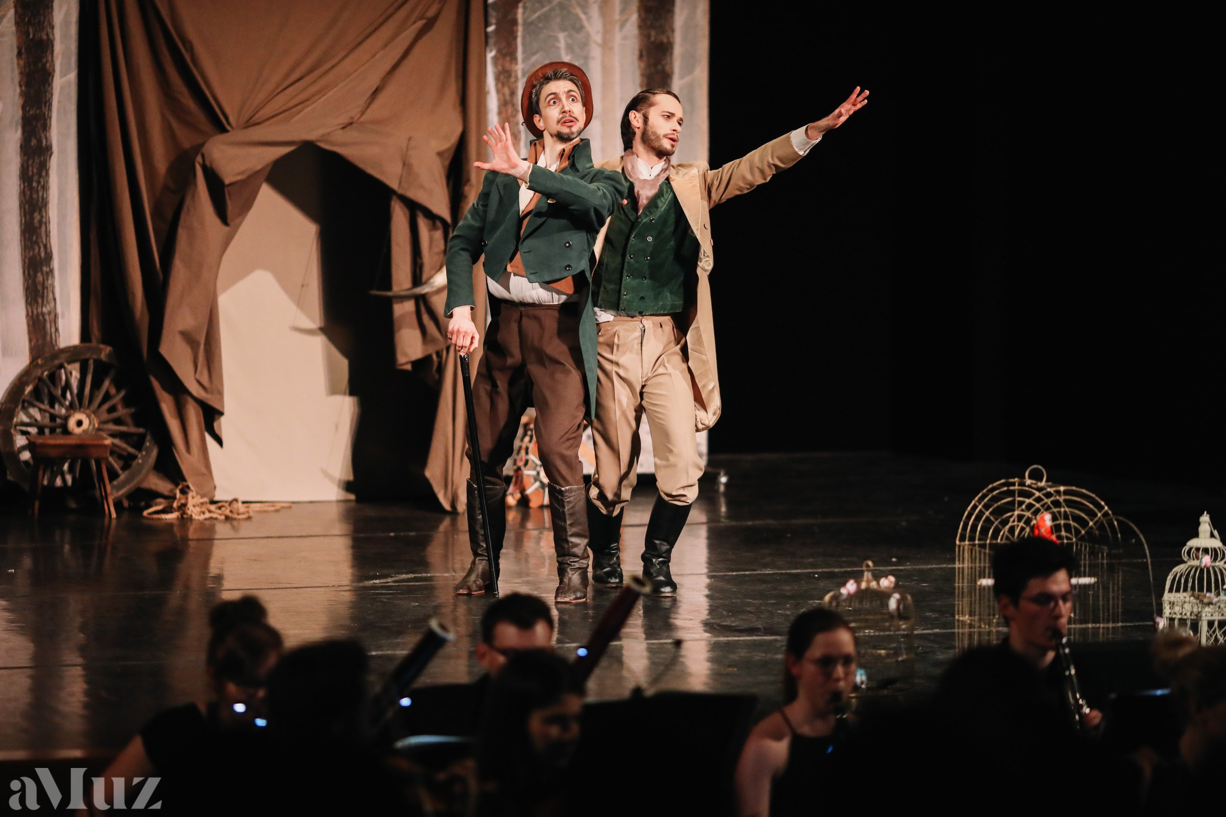 Opera Łąkowa. Fotograf Ślubny Warszawa - Sesje Biznesowe Rodzinne Eventy