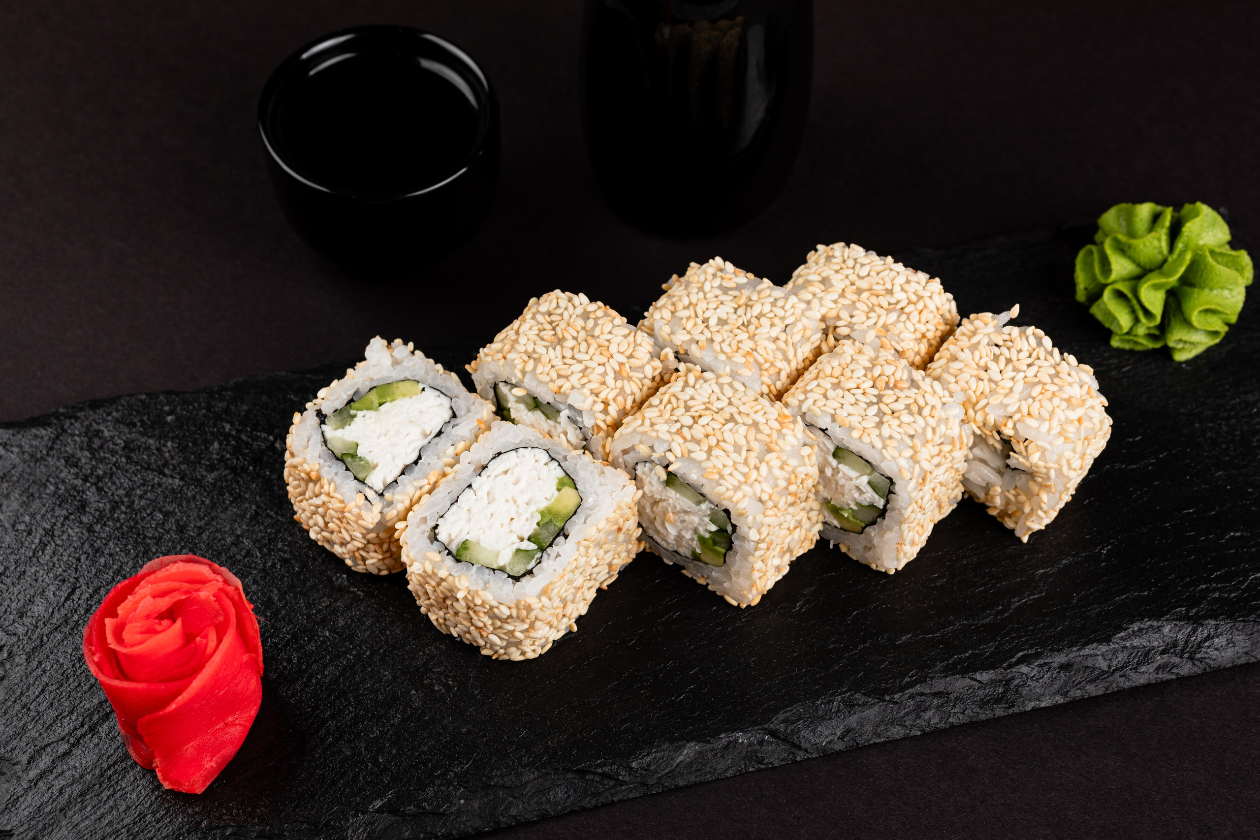 Tokyo Roll — фуд-фотосъёмка суши и роллов в Бишкеке. Фотограф в Бишкеке Оксана Шувалова