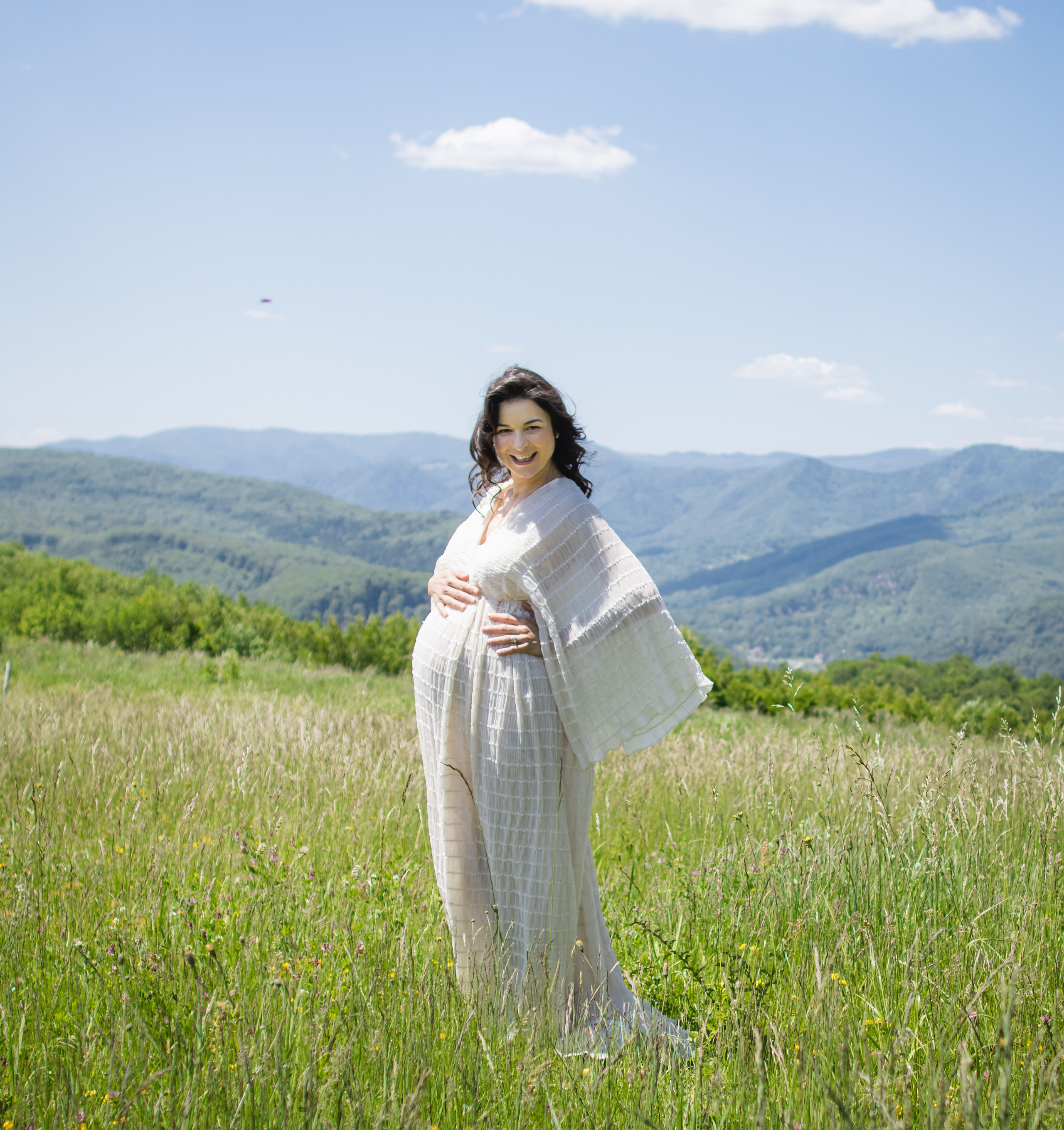 Aniela Petreanu. Alutza Visuals