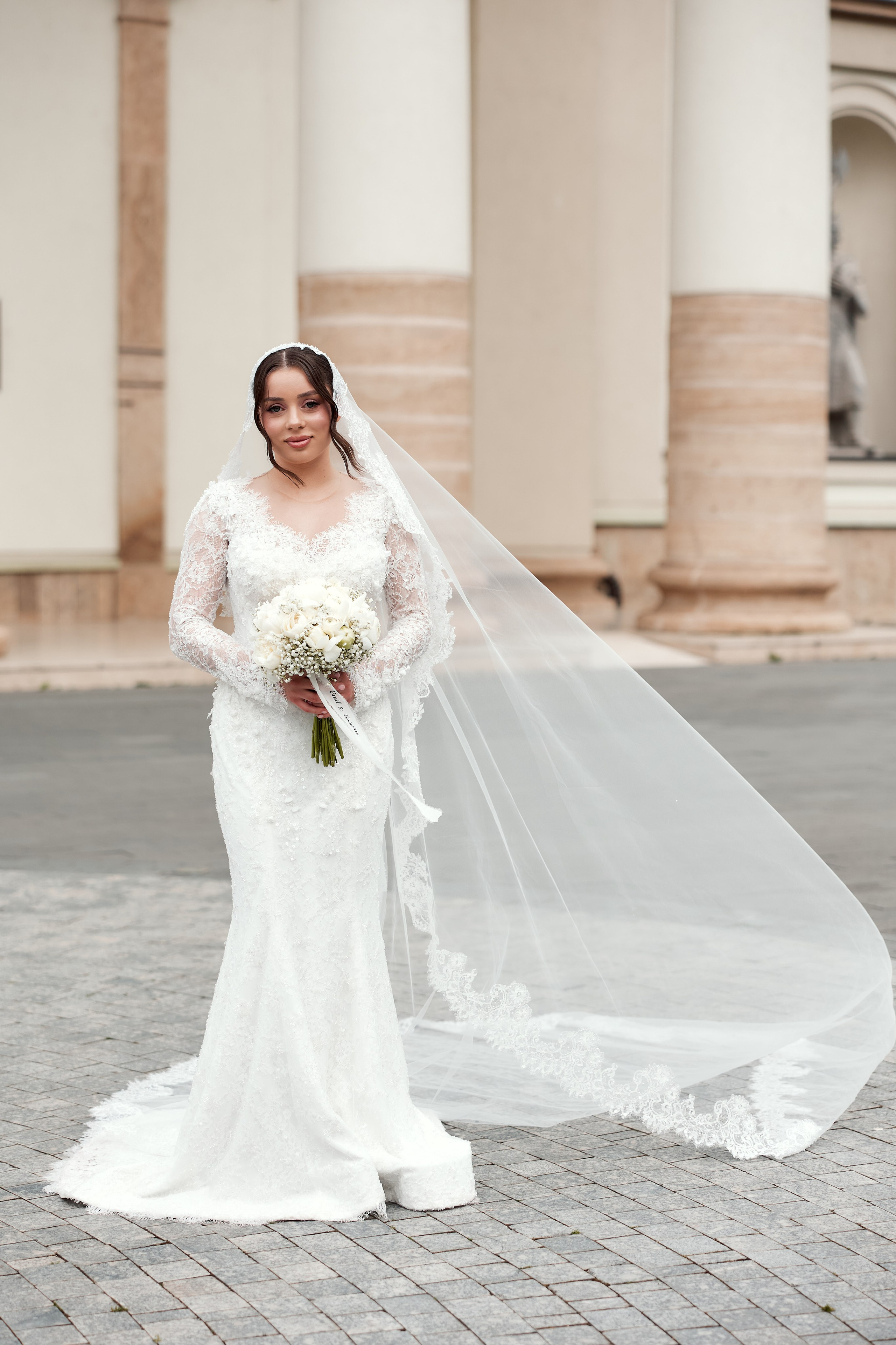 Emil & Cristina. Photographer Luca Medieșan