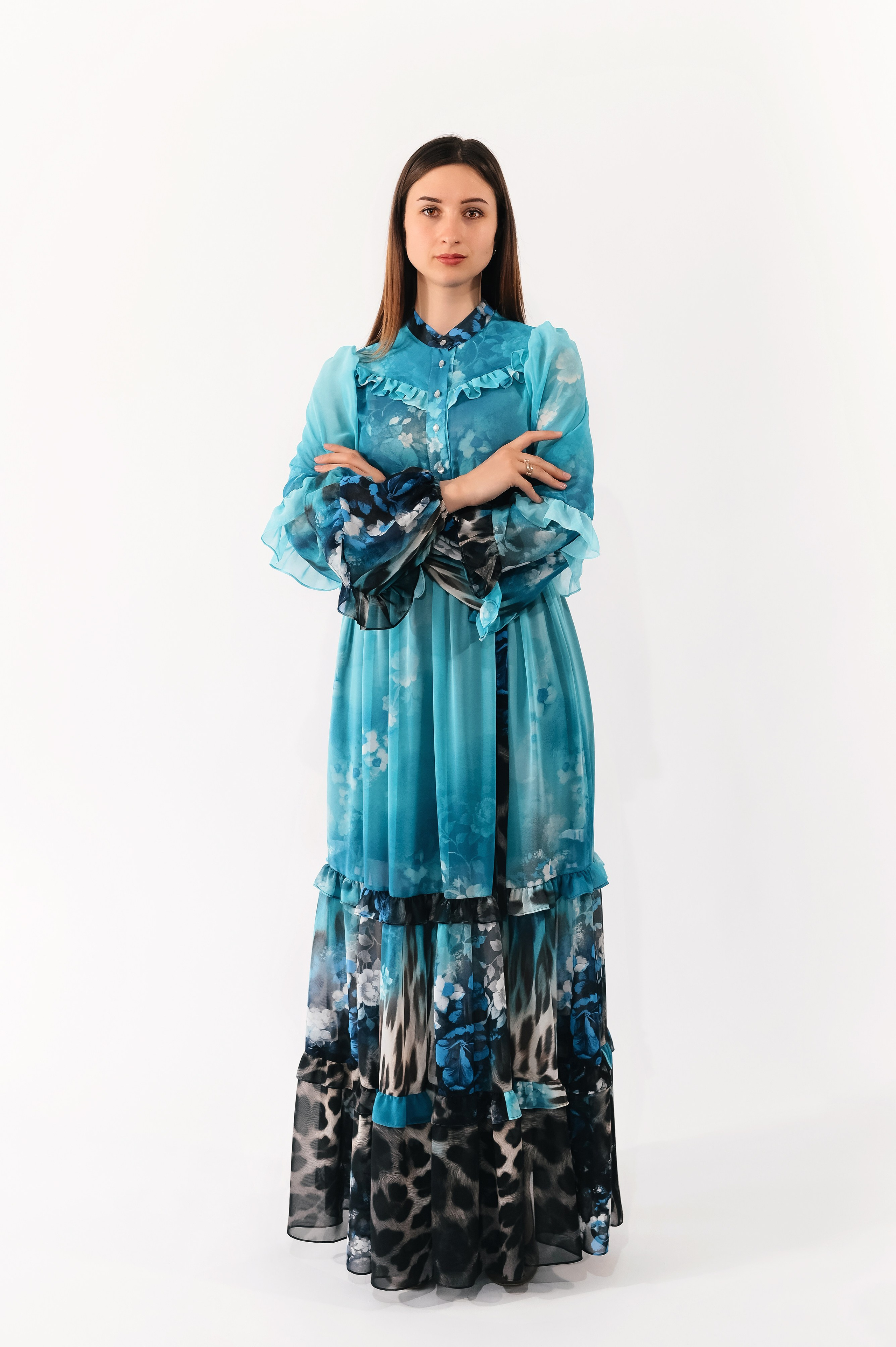 Rochie lungă din voal. Designer vestimentar: elaborarea, proiectarea și confectionare…