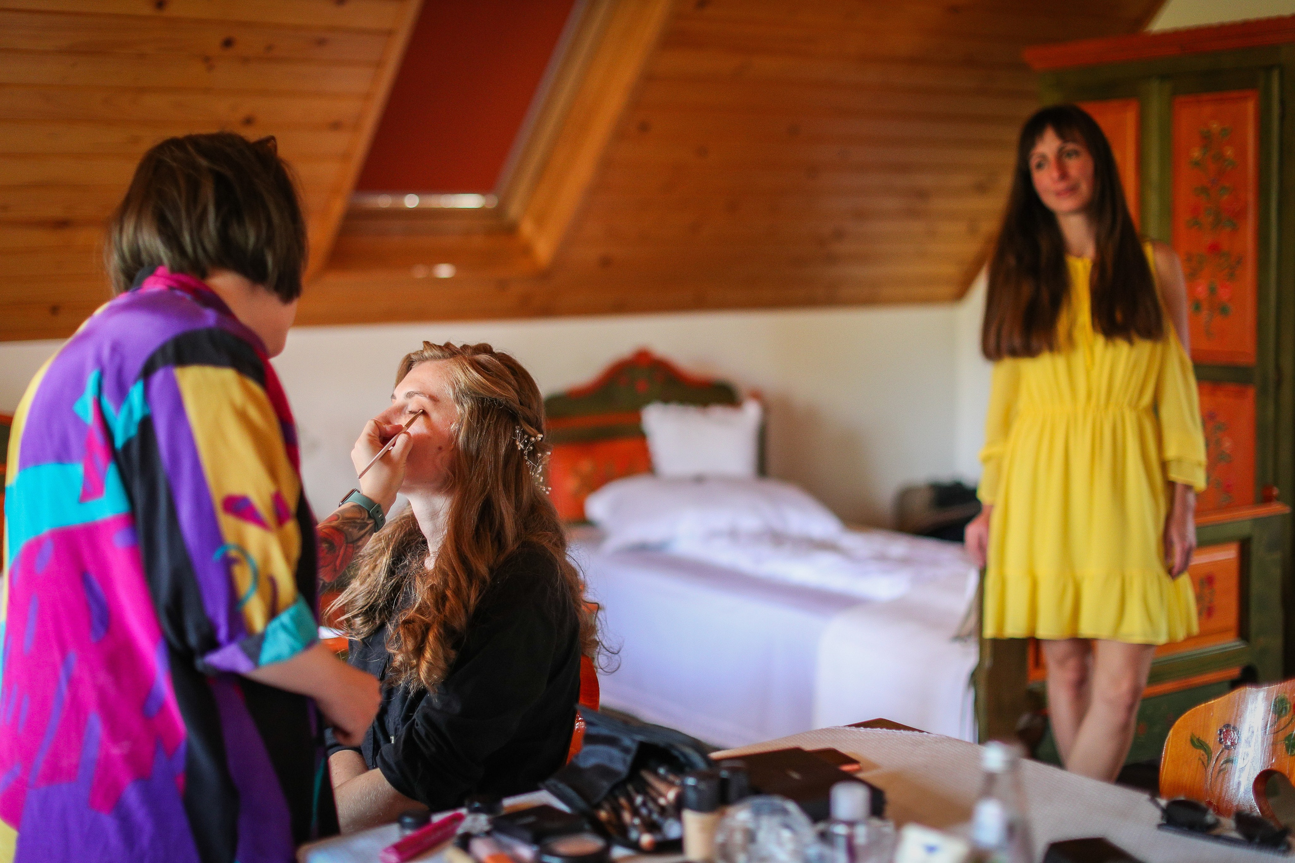 Orsi & Remus, eleganță în inima Transilvaniei. Rares Bucur is a professional wedding photographer based in Cluj-Napoca, Romania, specializing in wedding photography