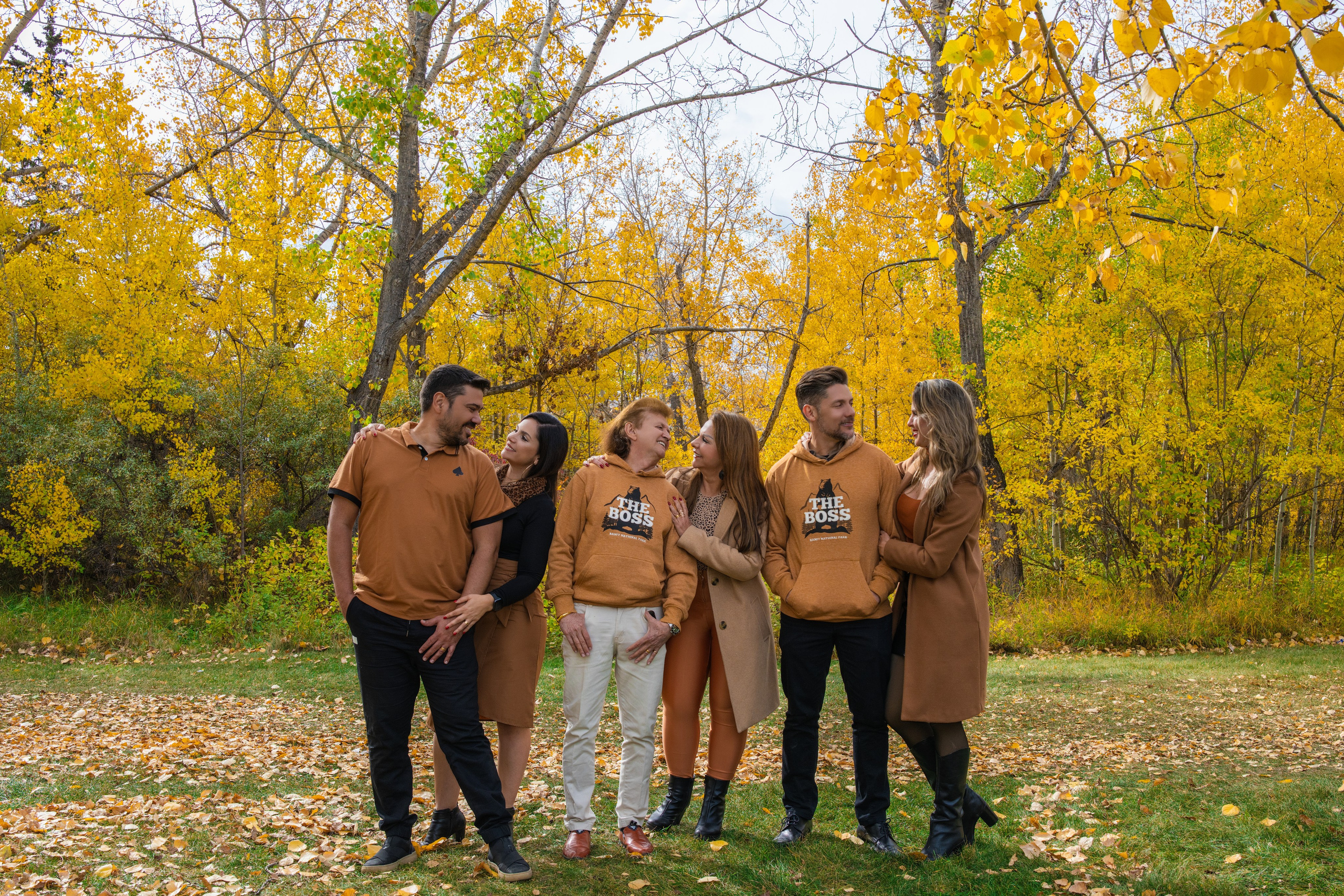 Ariana’s Family. Carlos Lima Photography — Photographer in Calgary