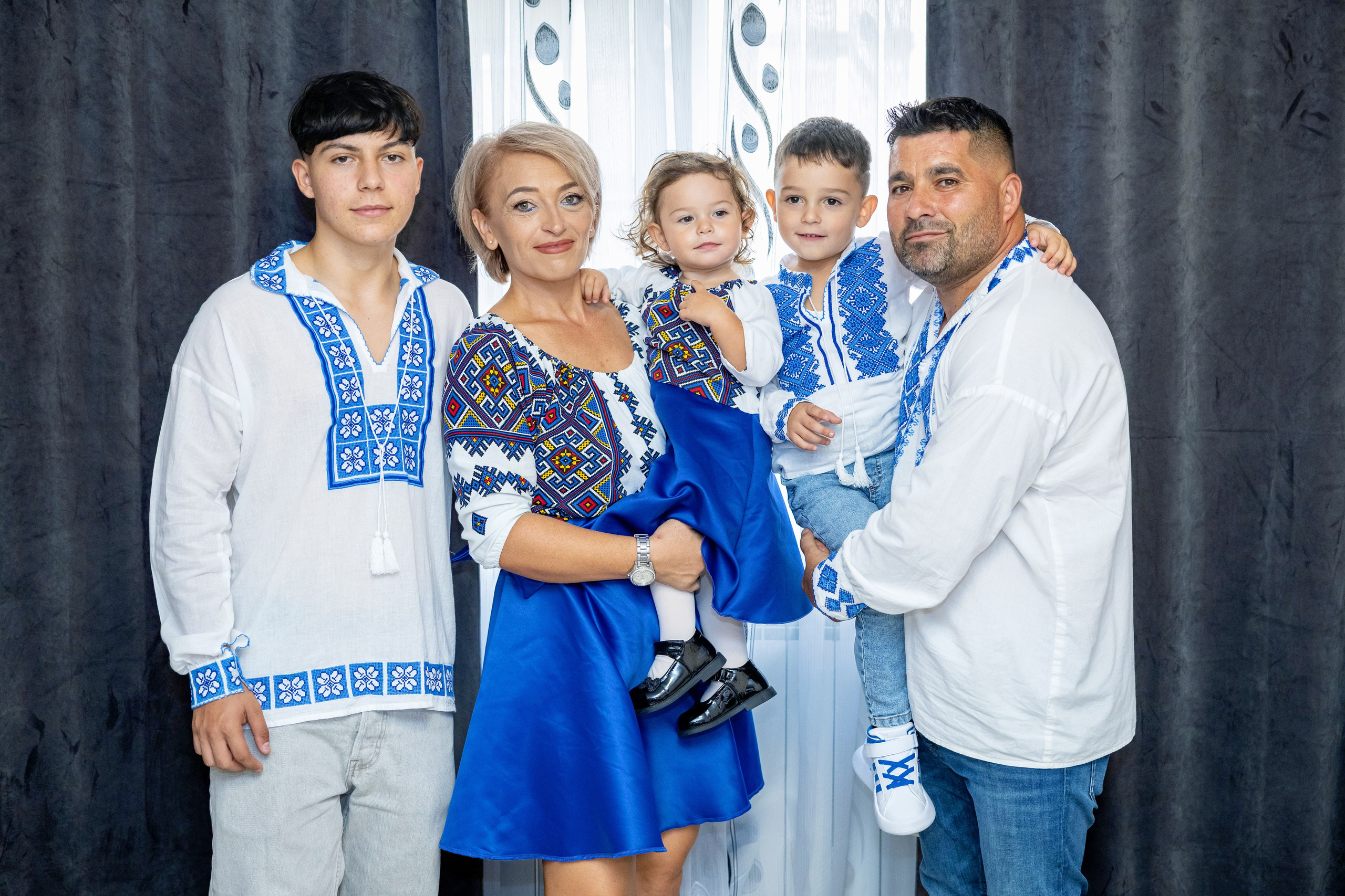 Andrei Sebastian. Moments By Gub