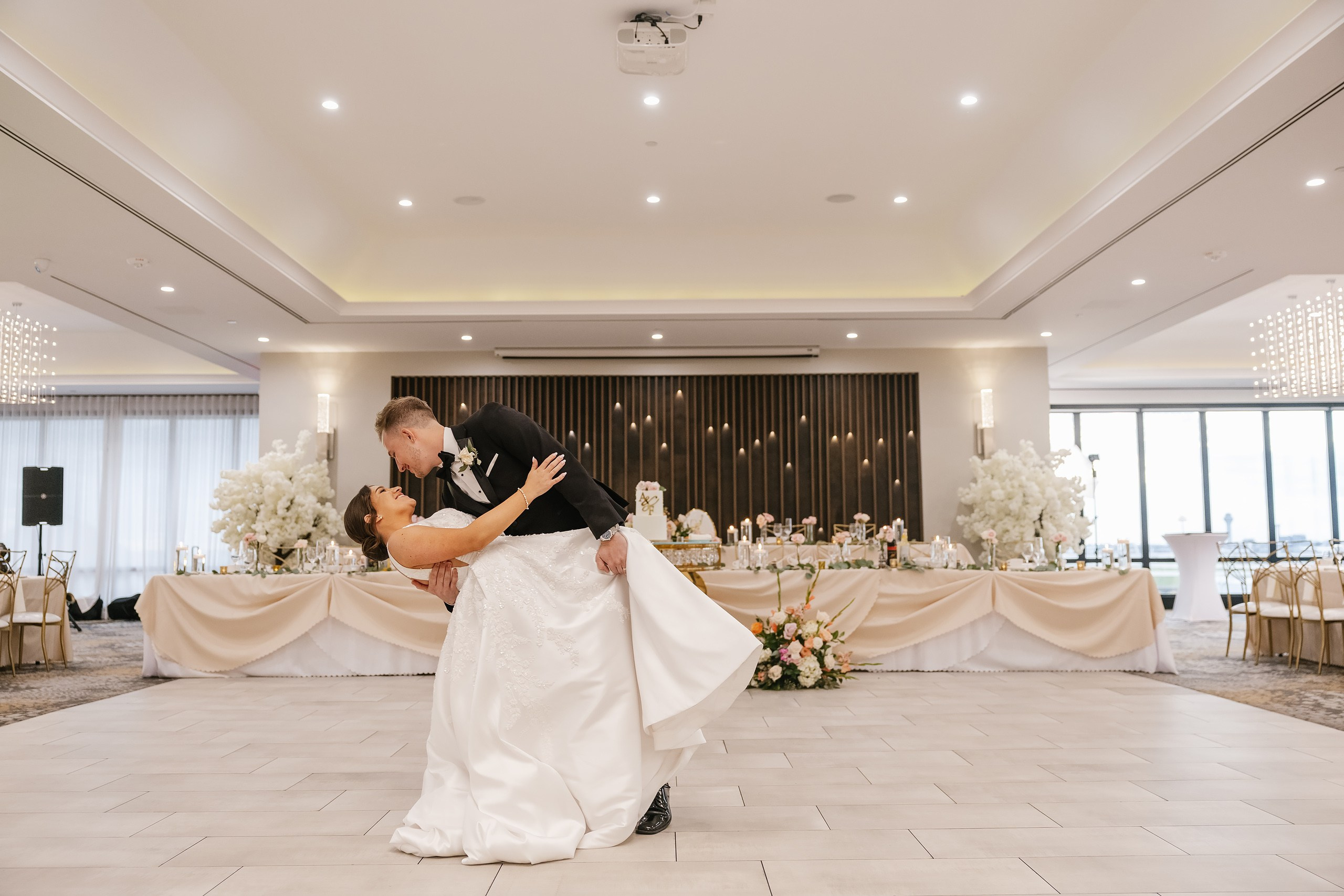 09.06.2025 Wedding. Wedding family event photographer in Chicago Nick Yushevich