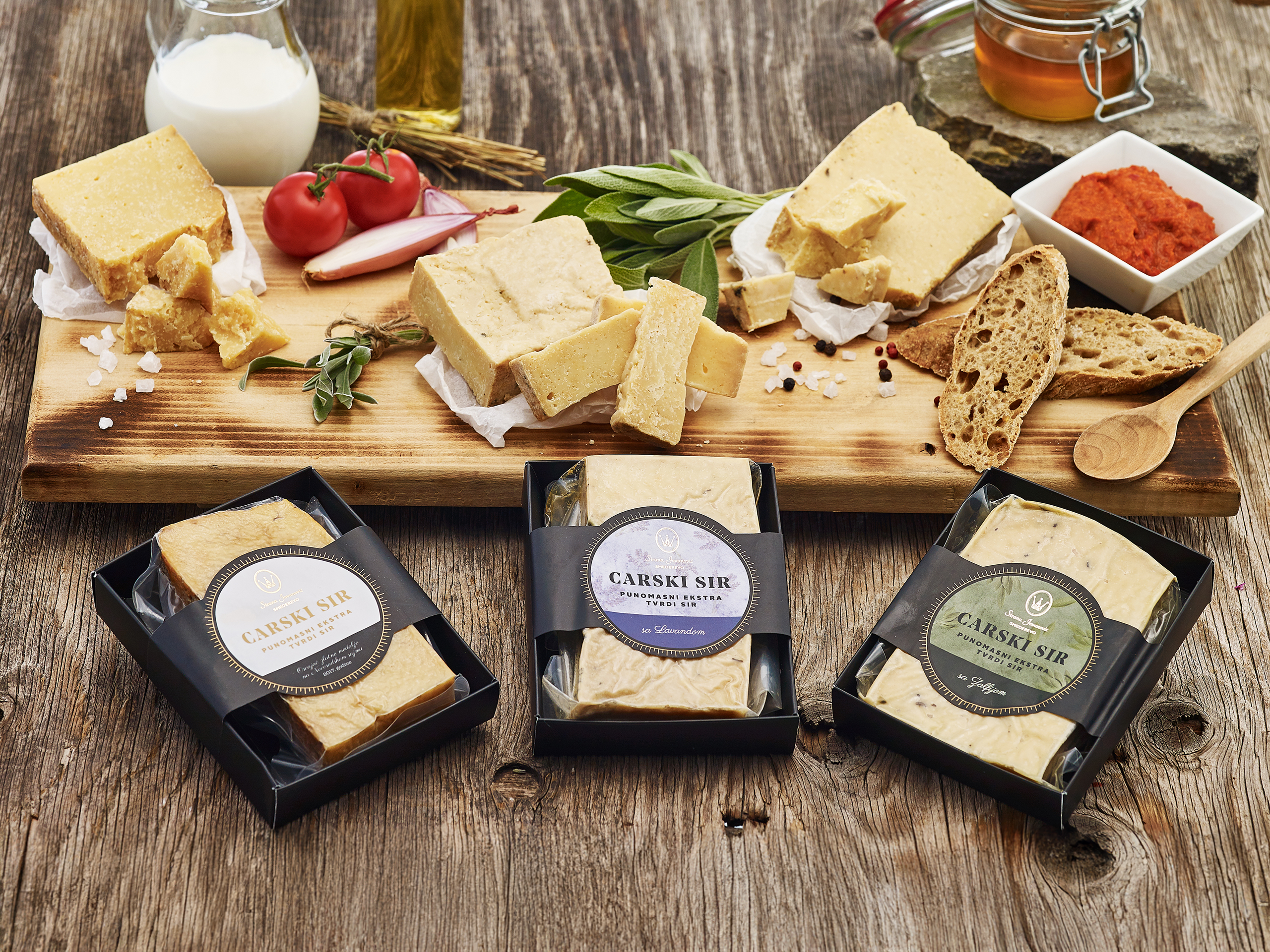 Commercial and studio photographer in Belgrade