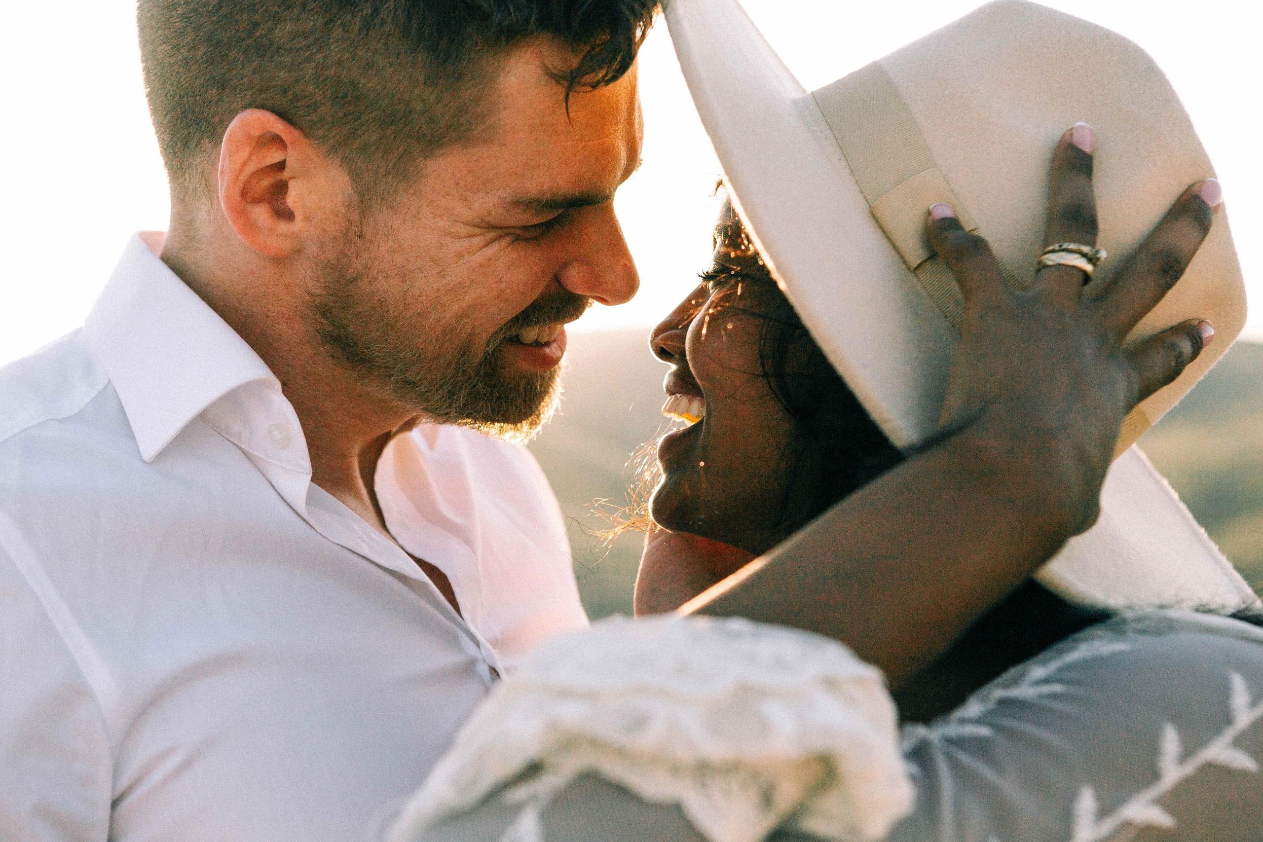 PHOTO SESSION IN THE DESERT NEAR MAALE ADUMIM. PHOTOGRAPHER IN ISRAEL