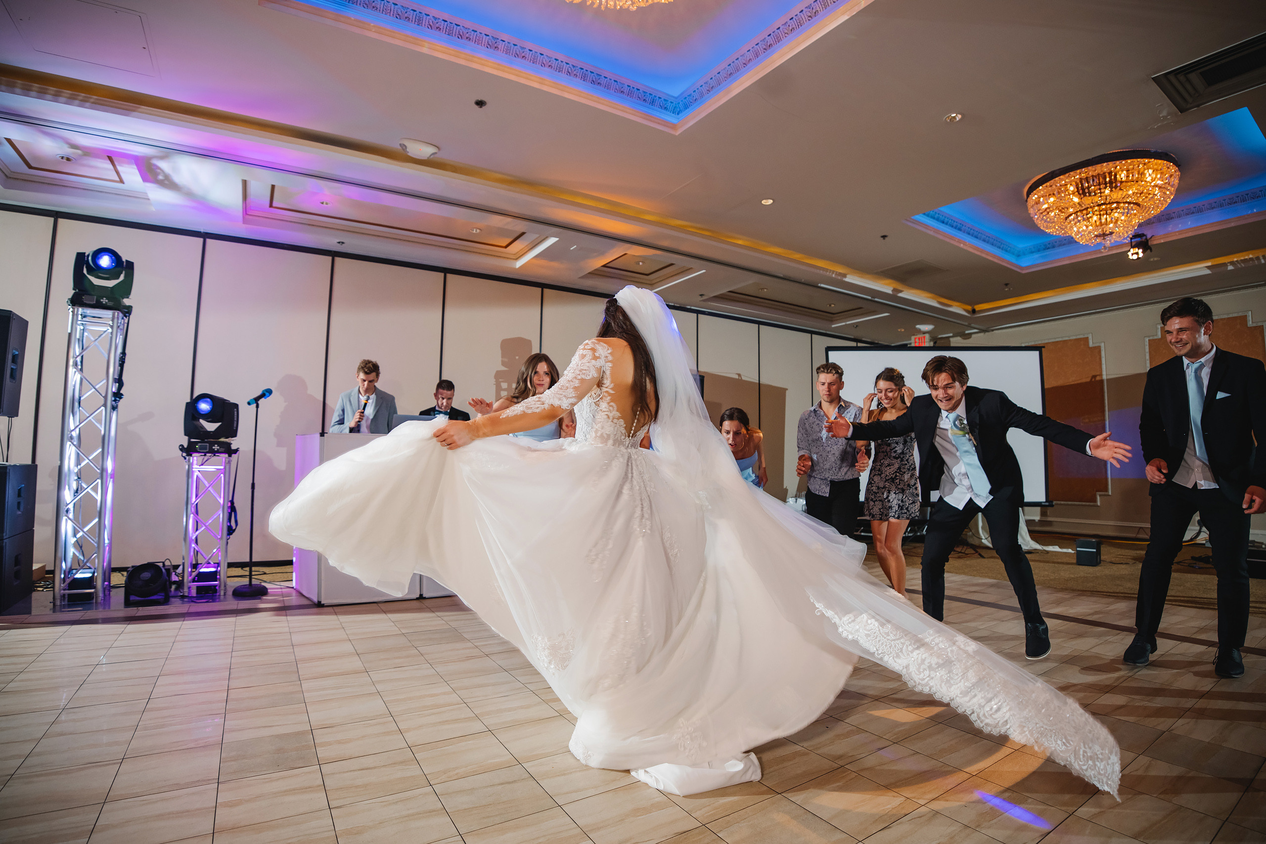 06.12.2021 Wedding. Wedding family event photographer in Chicago Nick Yushevich