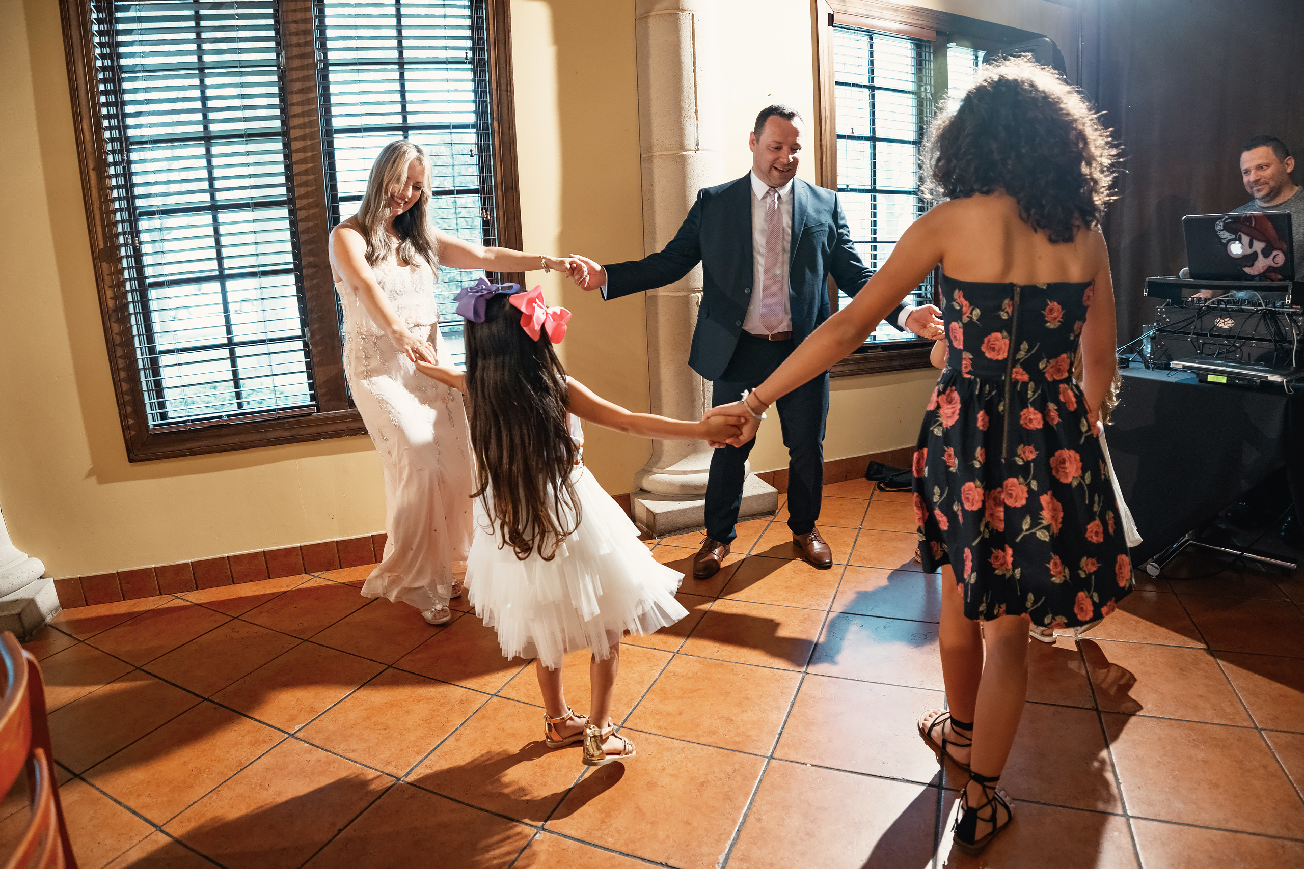 06.26.2021 Anniversary. Wedding family event photographer in Chicago Nick Yushevich