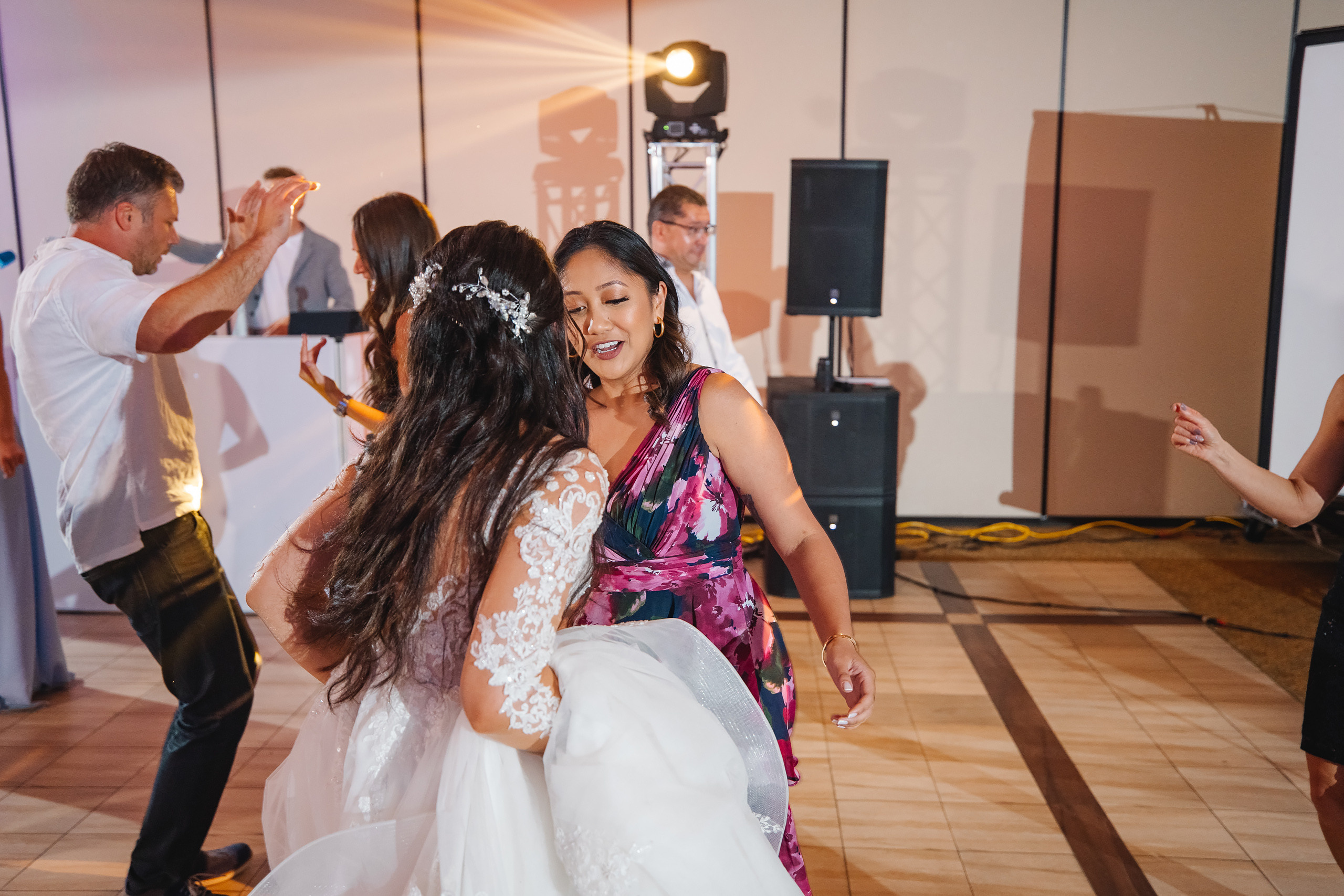 06.12.2021 Wedding. Wedding family event photographer in Chicago Nick Yushevich