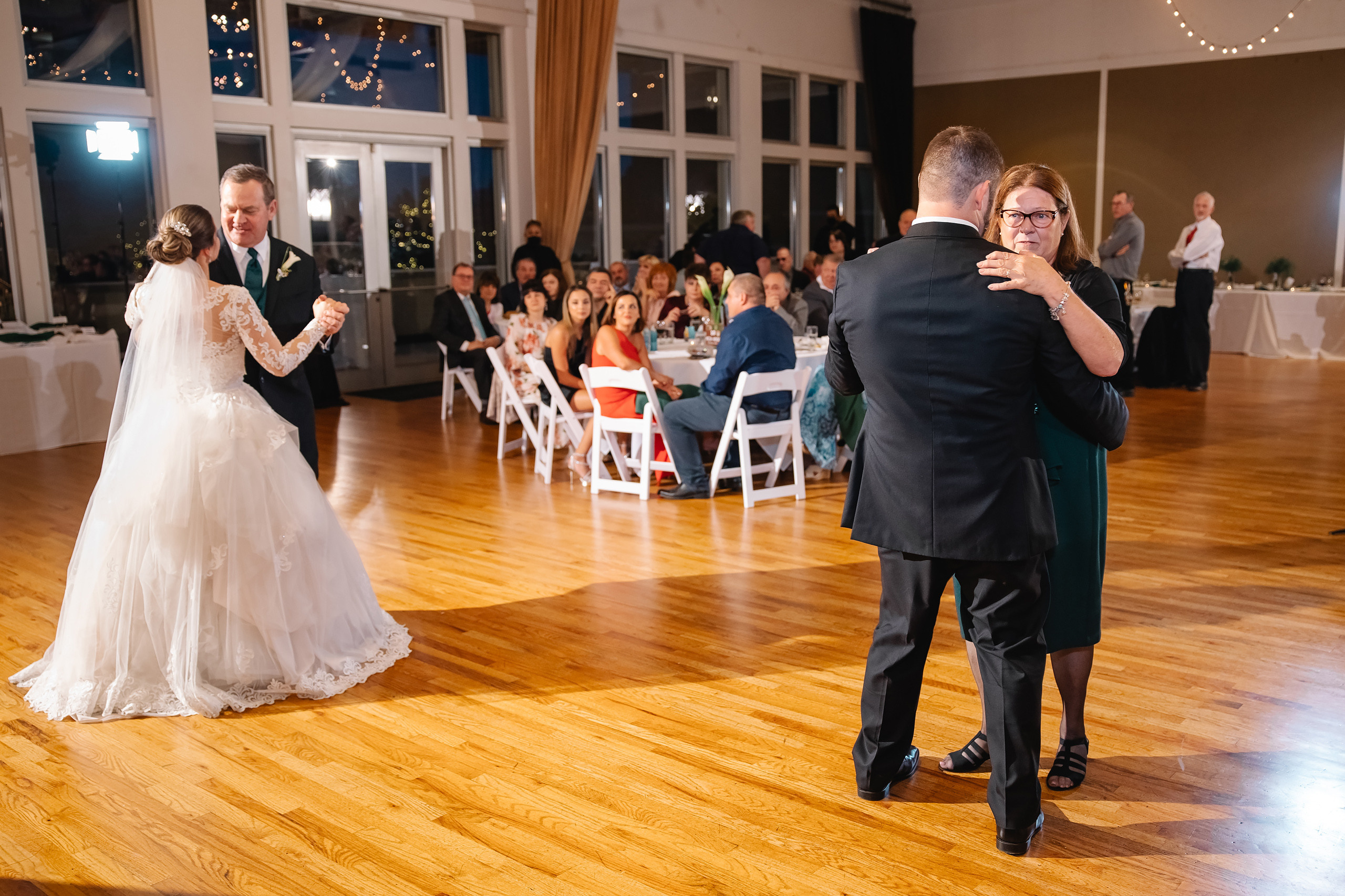 05.29.2021 Wedding. Wedding family event photographer in Chicago Nick Yushevich