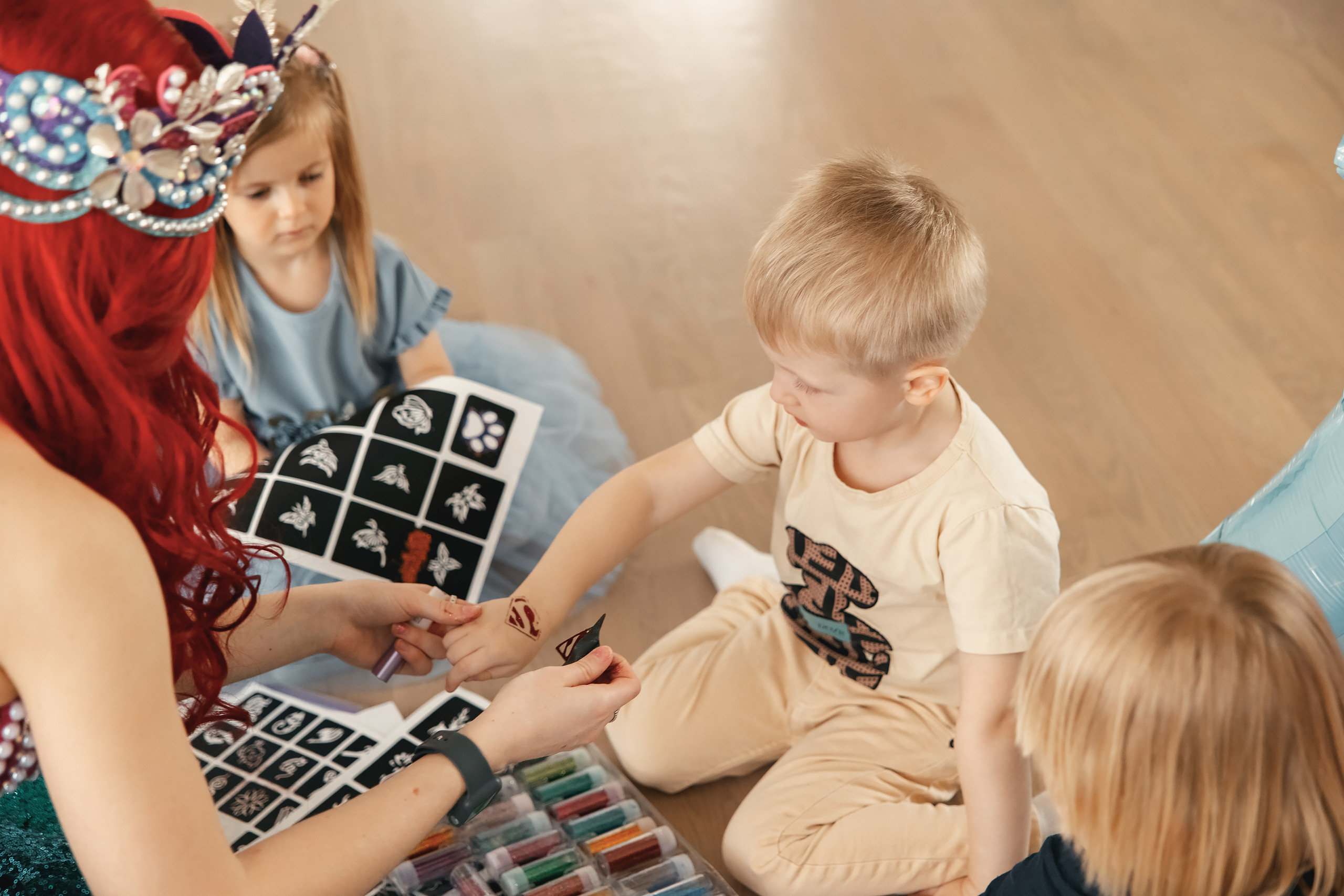 04.25.2021 Birthday. Wedding family event photographer in Chicago Nick Yushevich