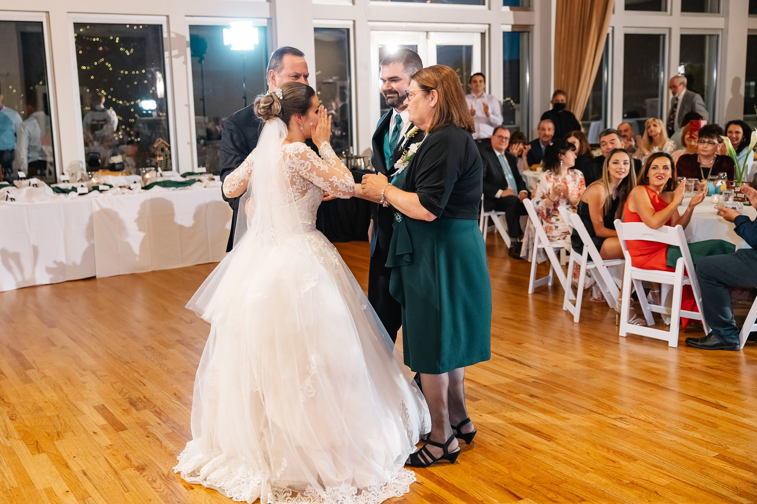 05.29.2021 Wedding. Wedding family event photographer in Chicago Nick Yushevich