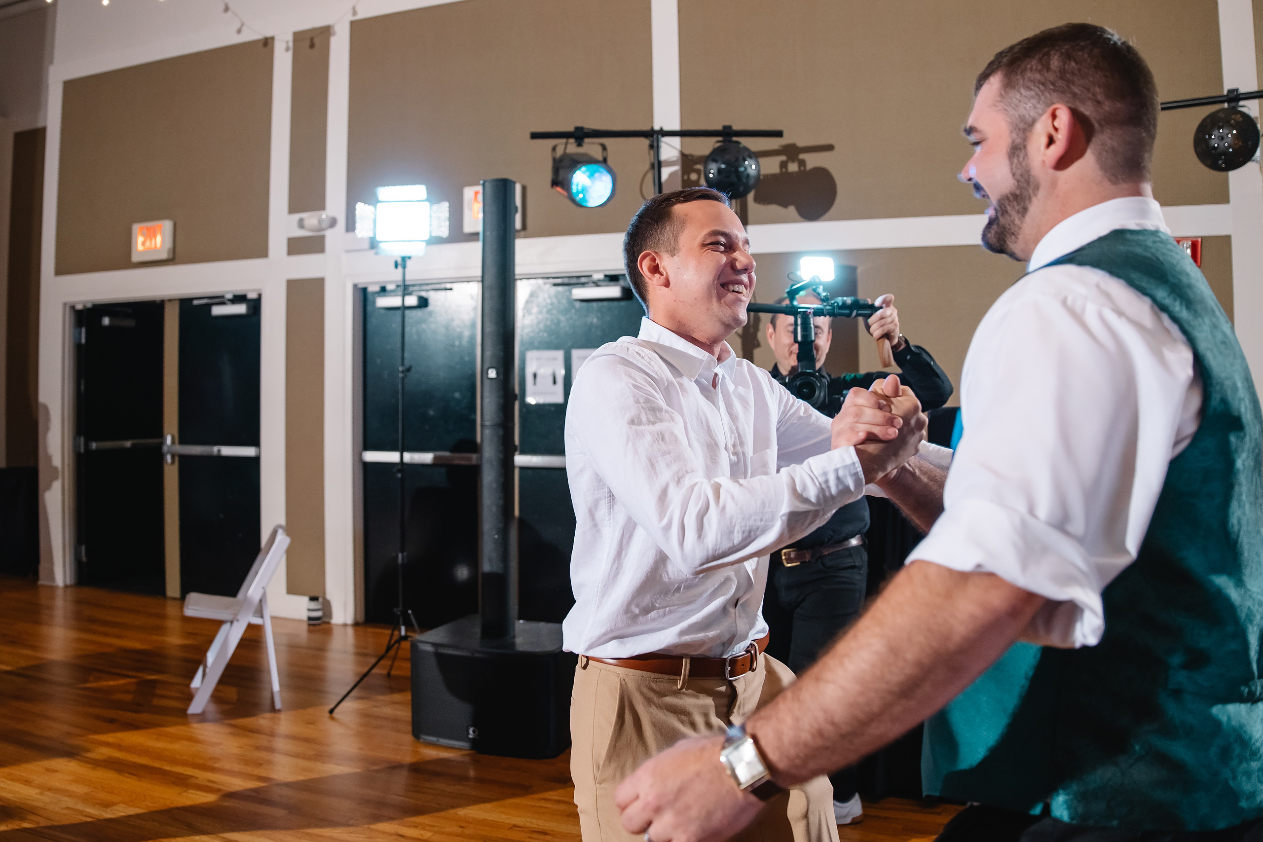 05.29.2021 Wedding. Wedding family event photographer in Chicago Nick Yushevich