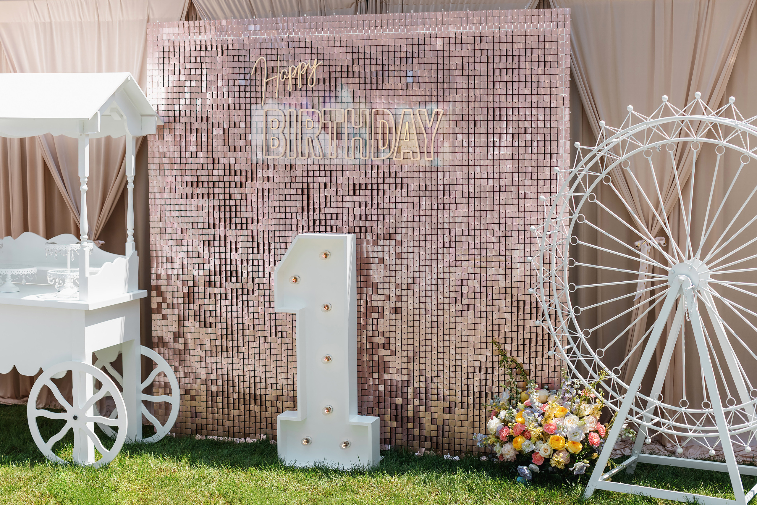 07.25.2021 First birthday. Wedding family event photographer in Chicago Nick Yushevich