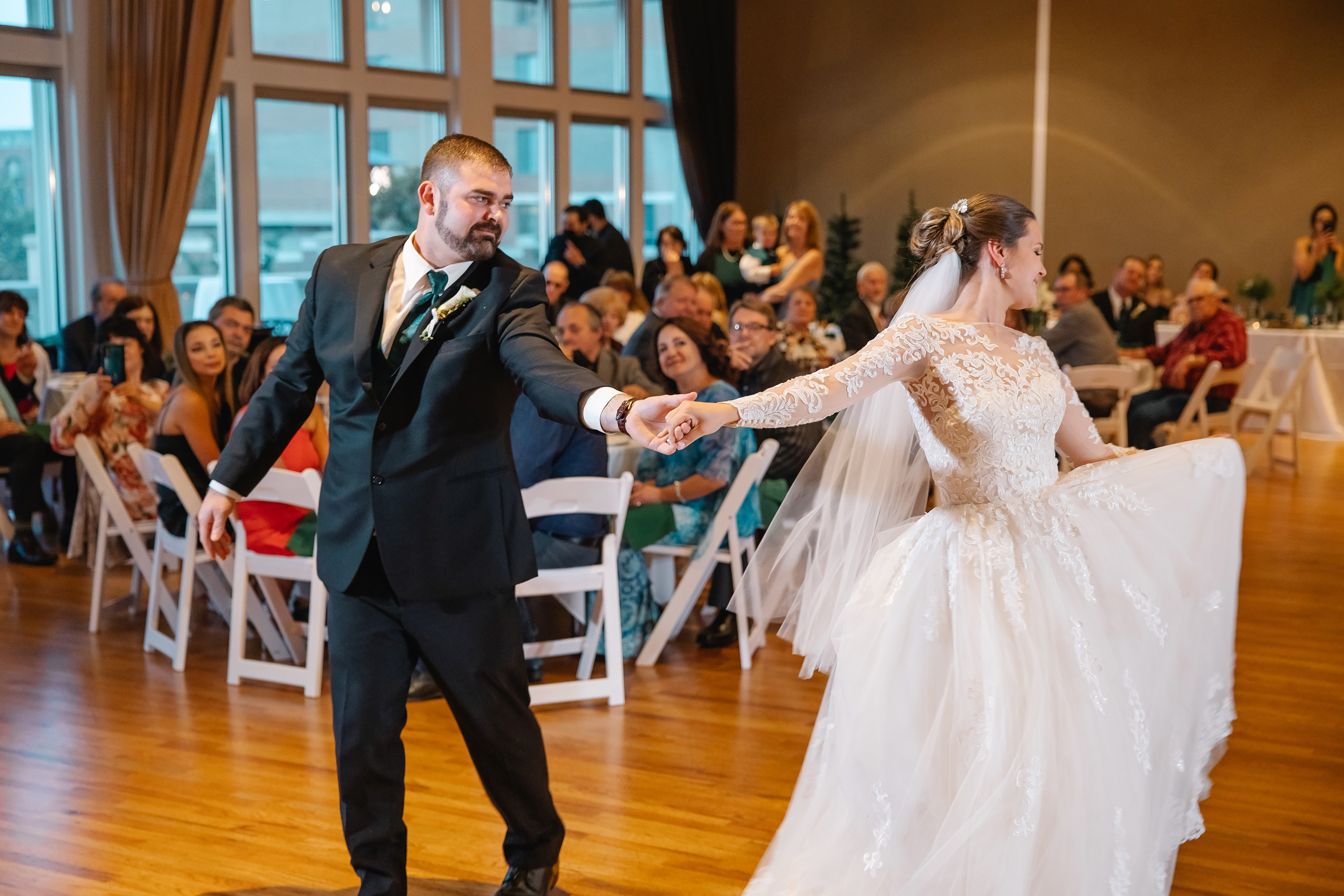 05.29.2021 Wedding. Wedding family event photographer in Chicago Nick Yushevich