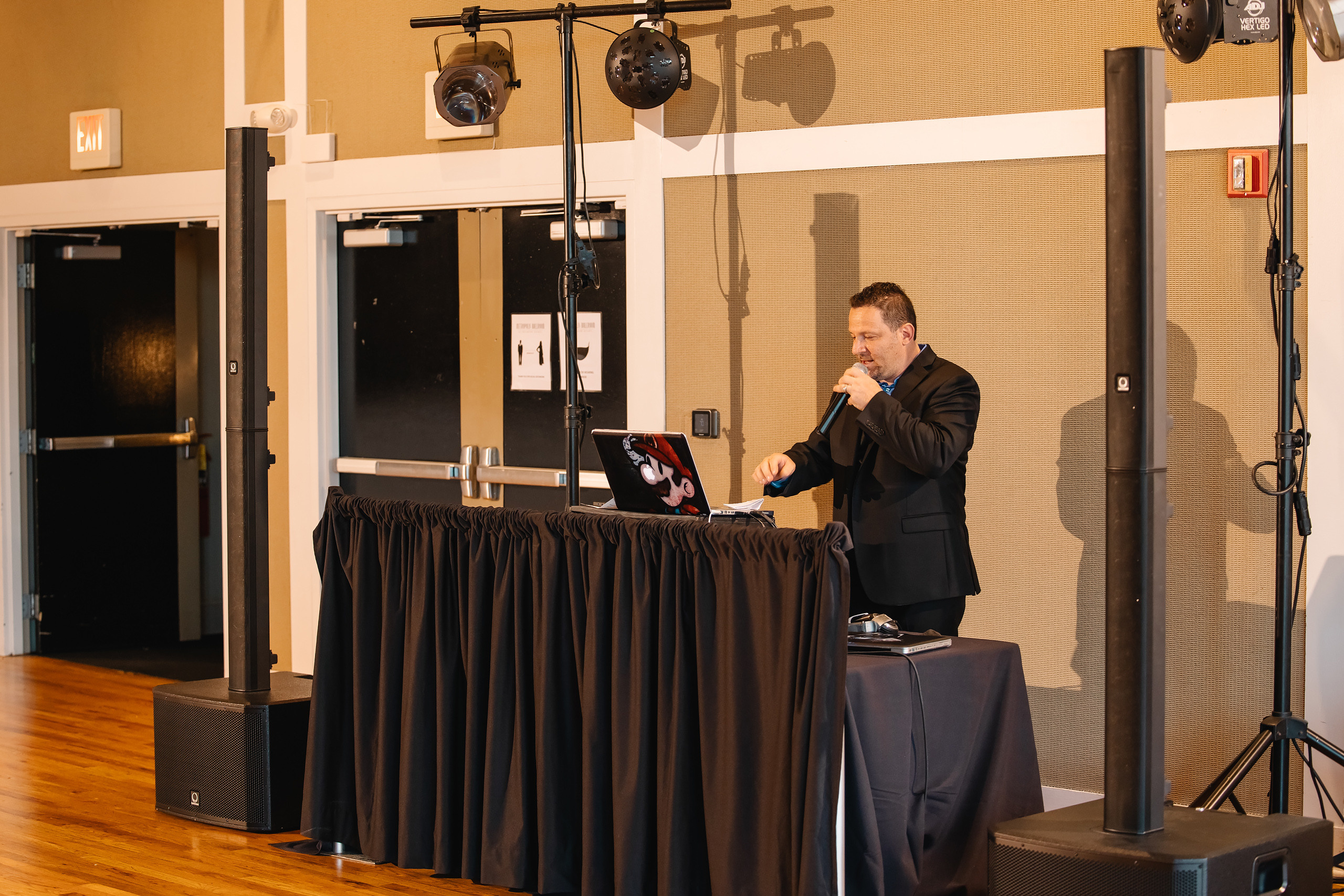 05.29.2021 Wedding. Wedding family event photographer in Chicago Nick Yushevich