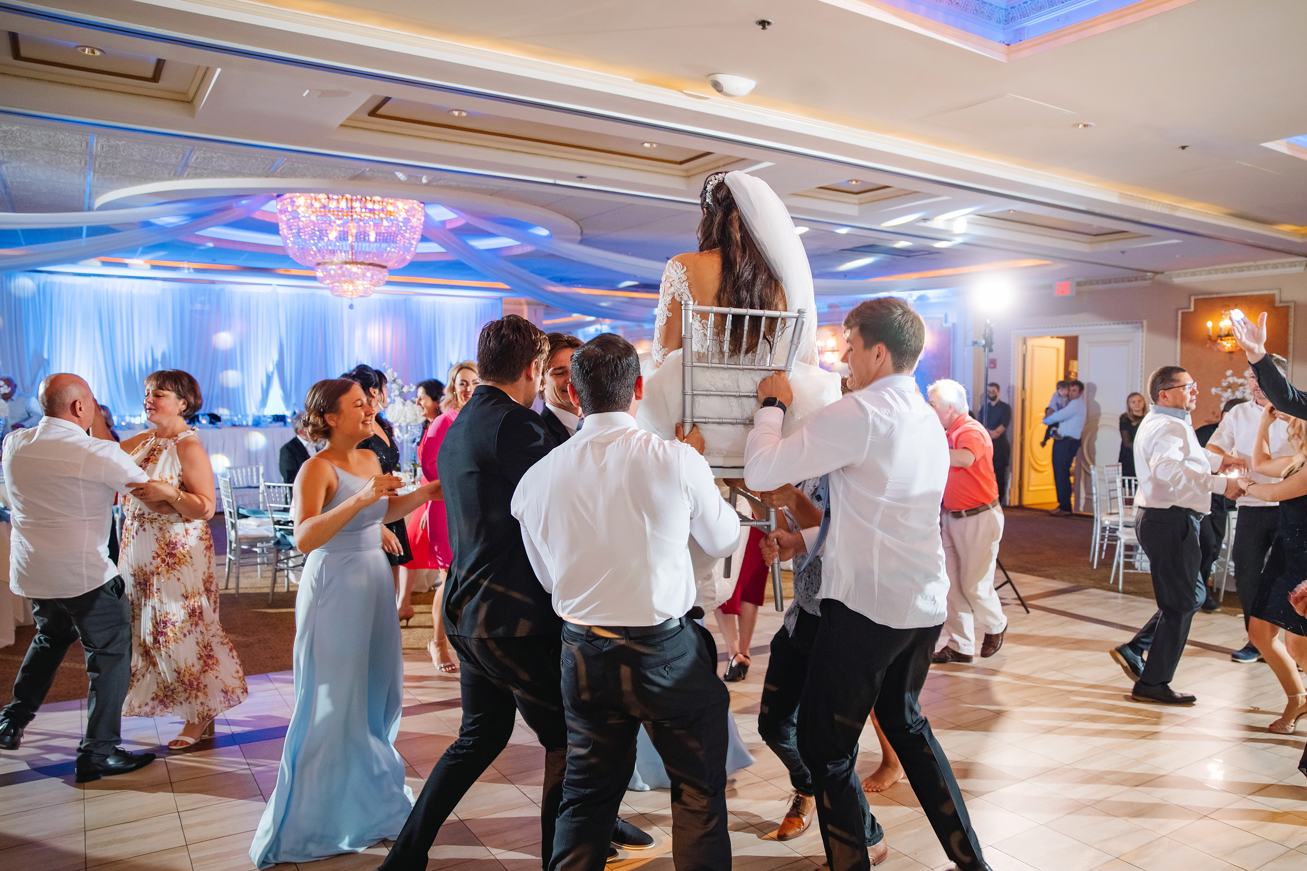 06.12.2021 Wedding. Wedding family event photographer in Chicago Nick Yushevich