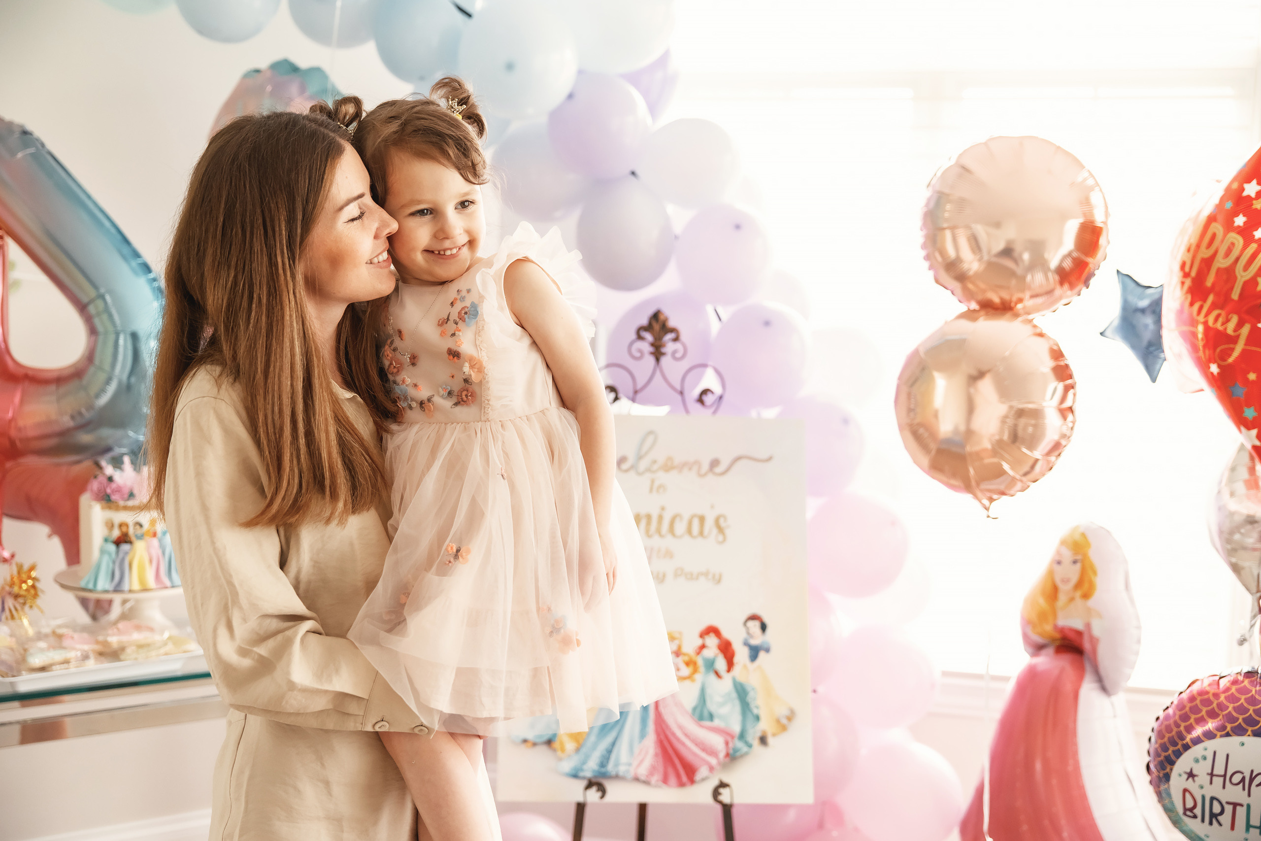 04.25.2021 Birthday. Wedding family event photographer in Chicago Nick Yushevich