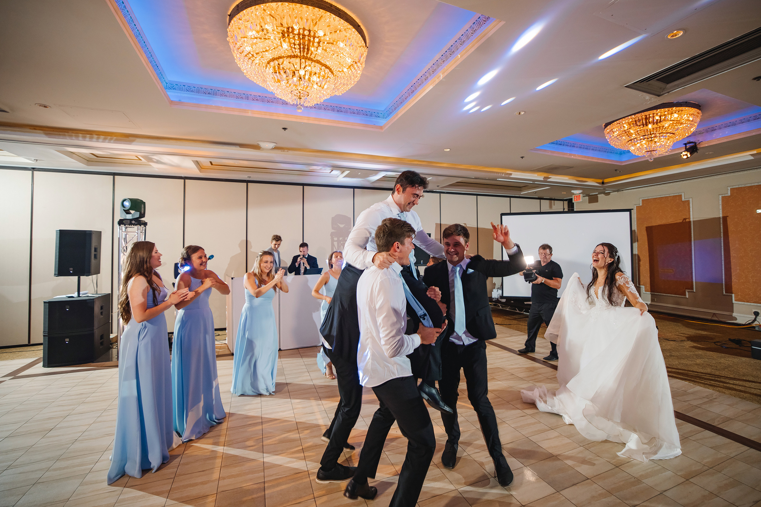 06.12.2021 Wedding. Wedding family event photographer in Chicago Nick Yushevich