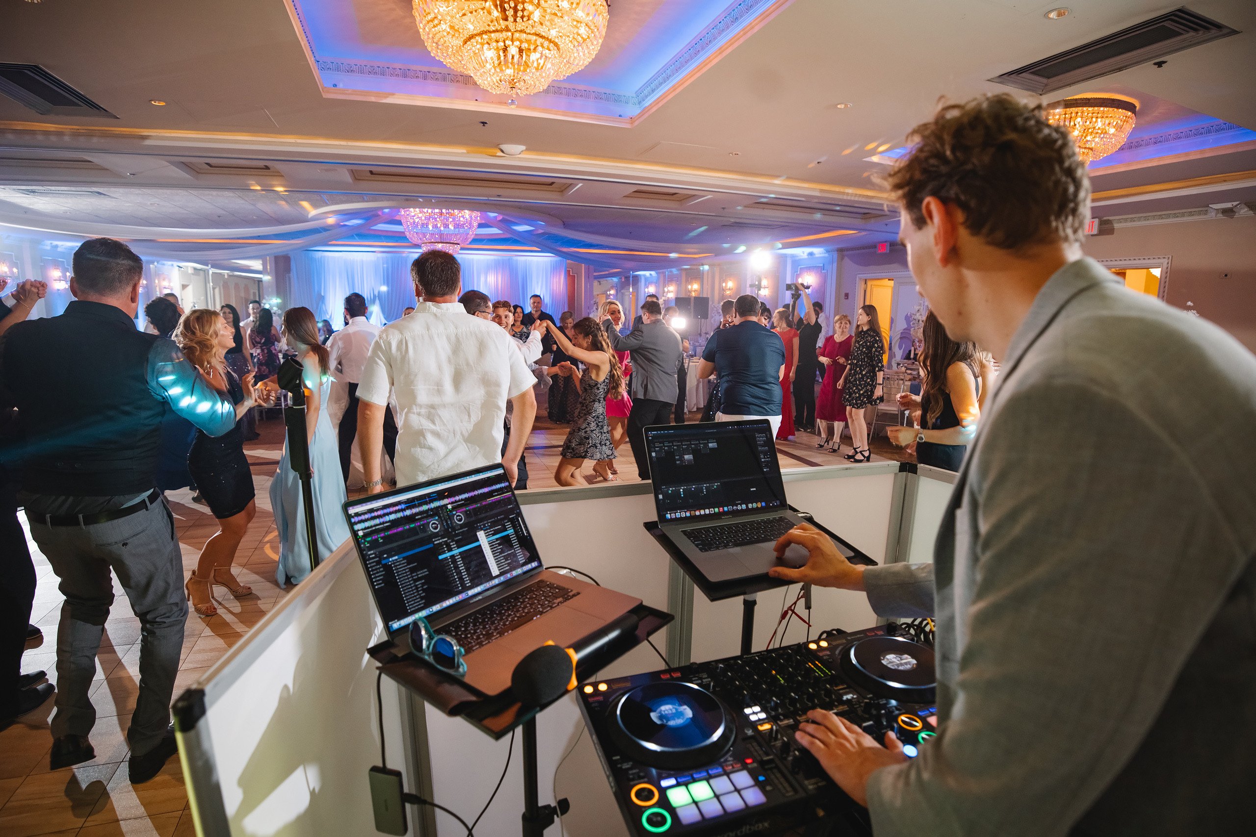 06.12.2021 Wedding. Wedding family event photographer in Chicago Nick Yushevich