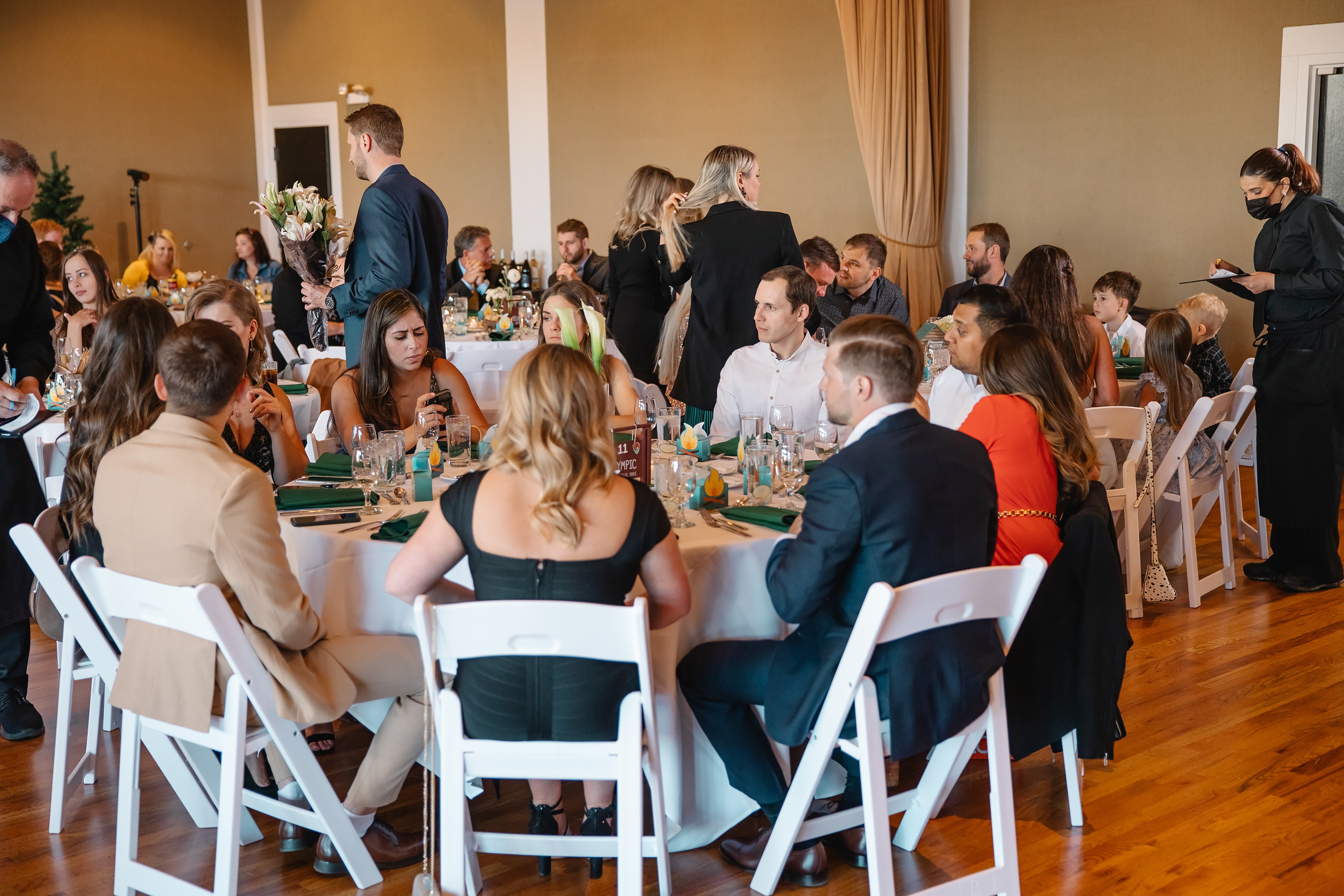 05.29.2021 Wedding. Wedding family event photographer in Chicago Nick Yushevich