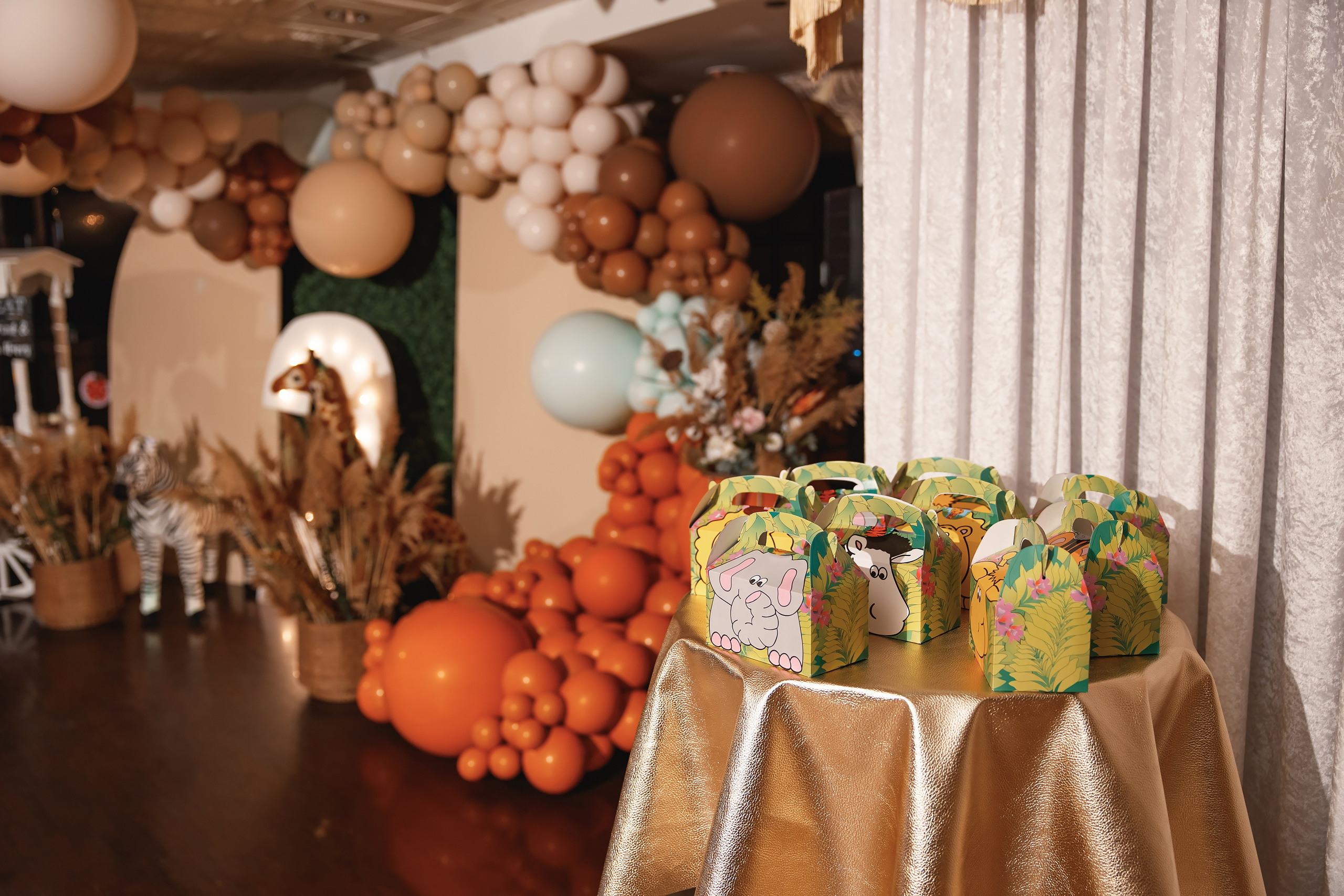 05.07.2021 Birthday. Wedding family event photographer in Chicago Nick Yushevich