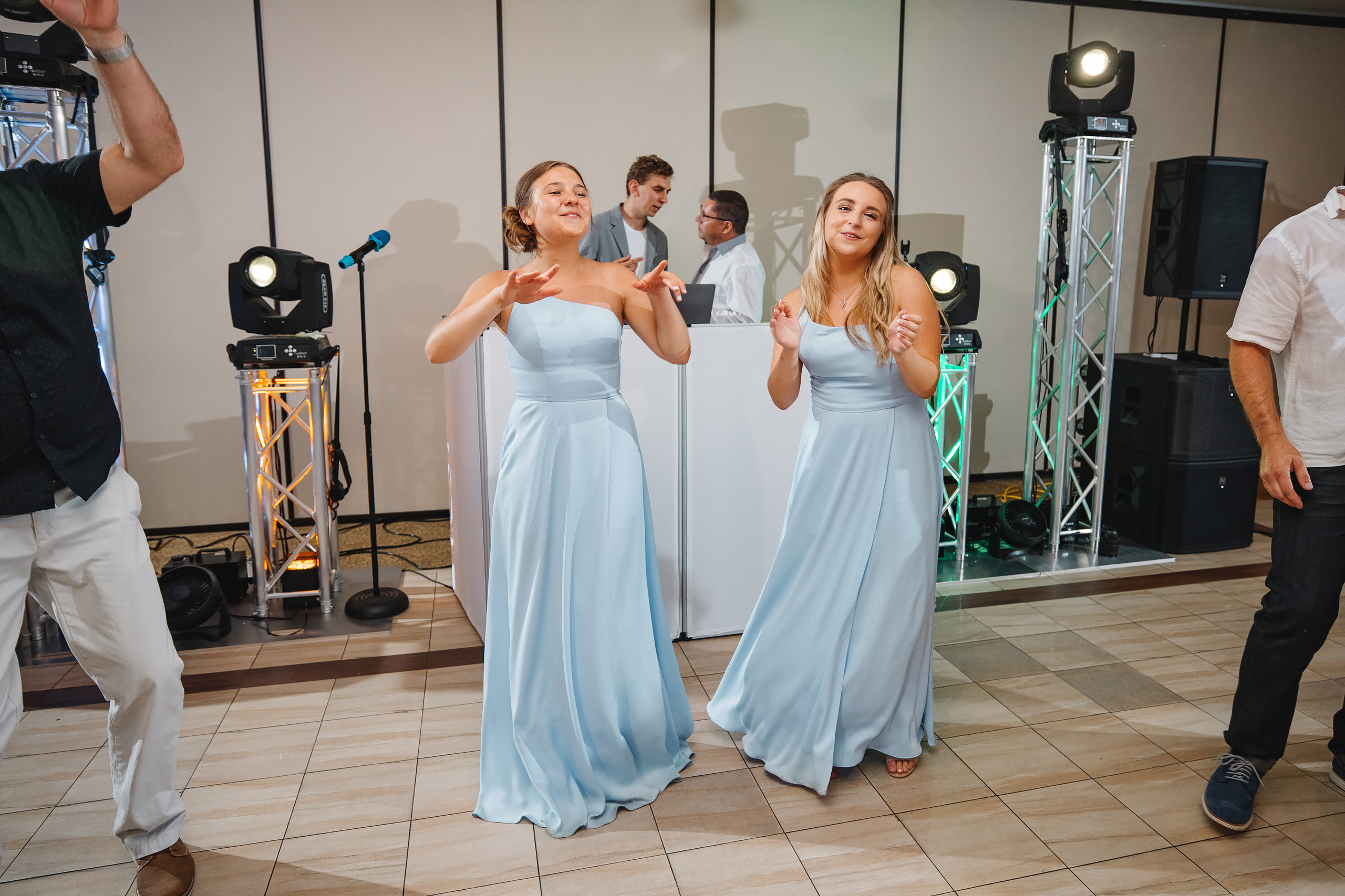 06.12.2021 Wedding. Wedding family event photographer in Chicago Nick Yushevich