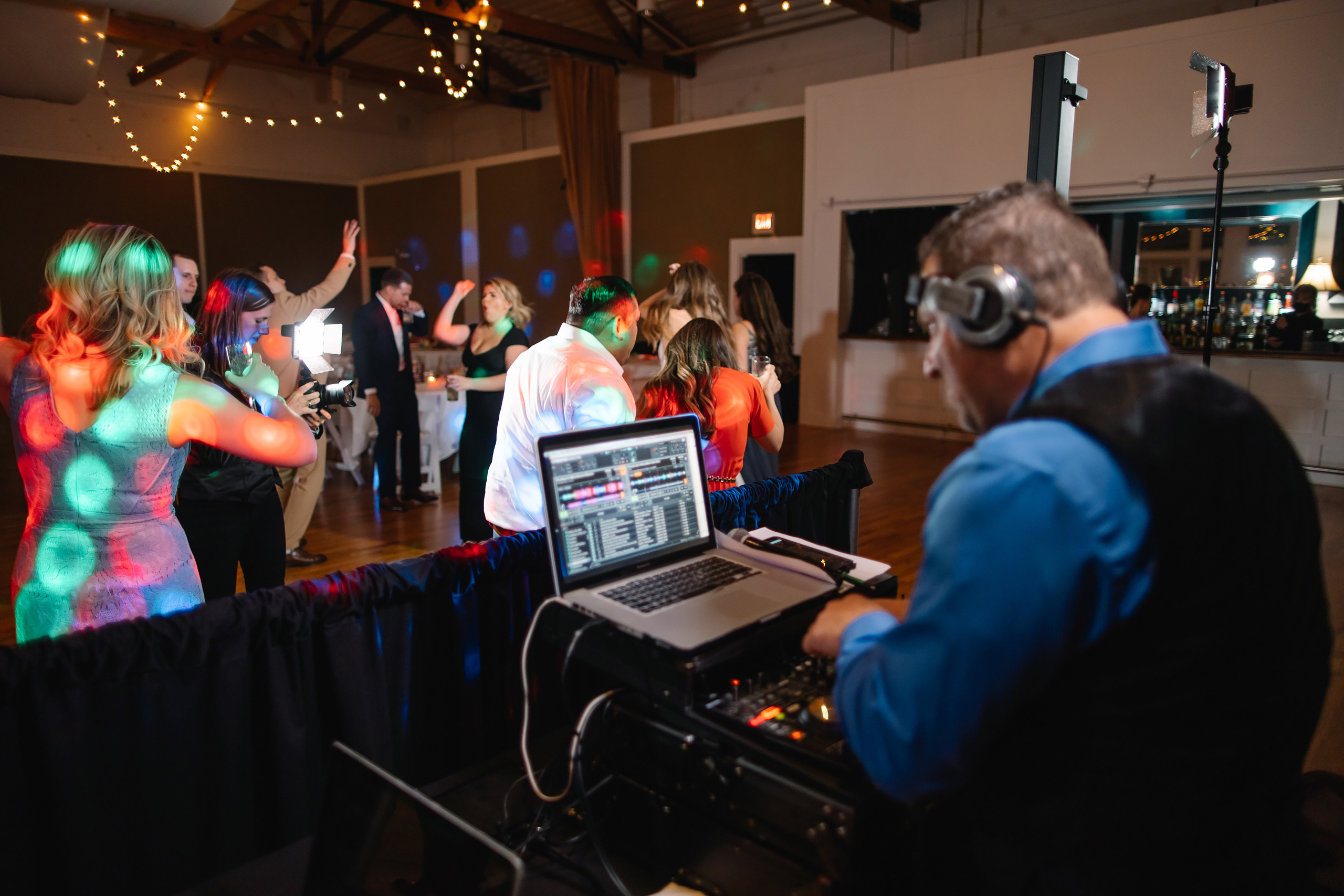 05.29.2021 Wedding. Wedding family event photographer in Chicago Nick Yushevich