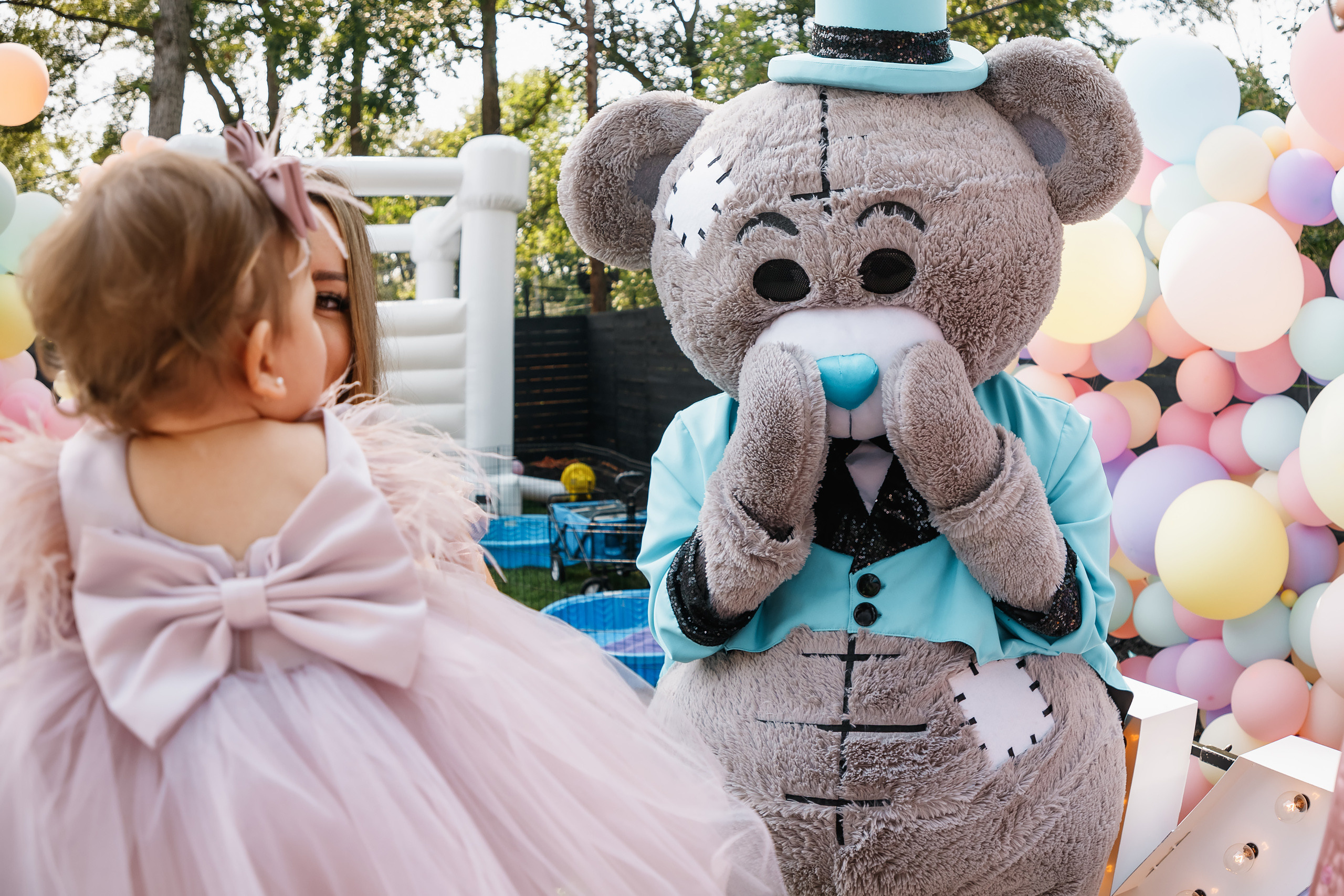 07.25.2021 First birthday. Wedding family event photographer in Chicago Nick Yushevich