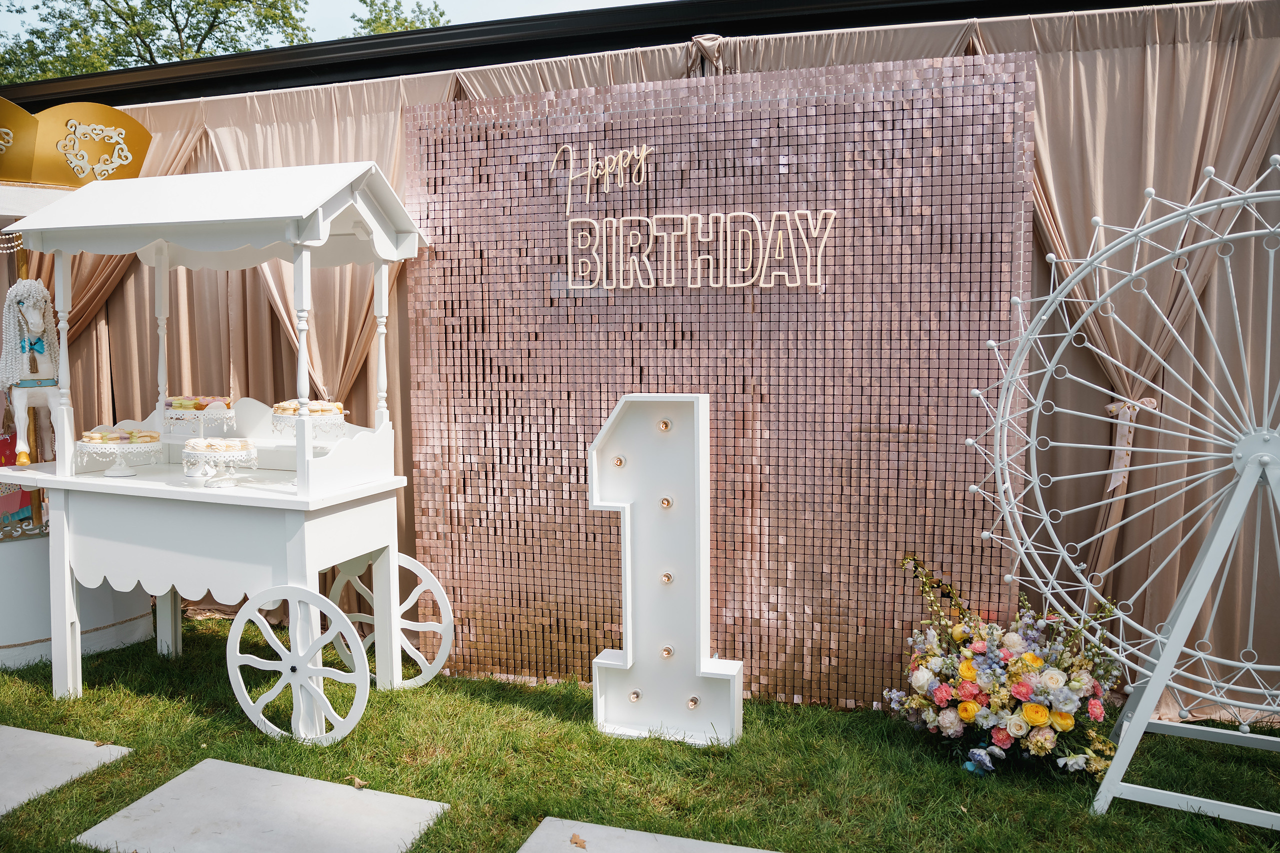 07.25.2021 First birthday. Wedding family event photographer in Chicago Nick Yushevich