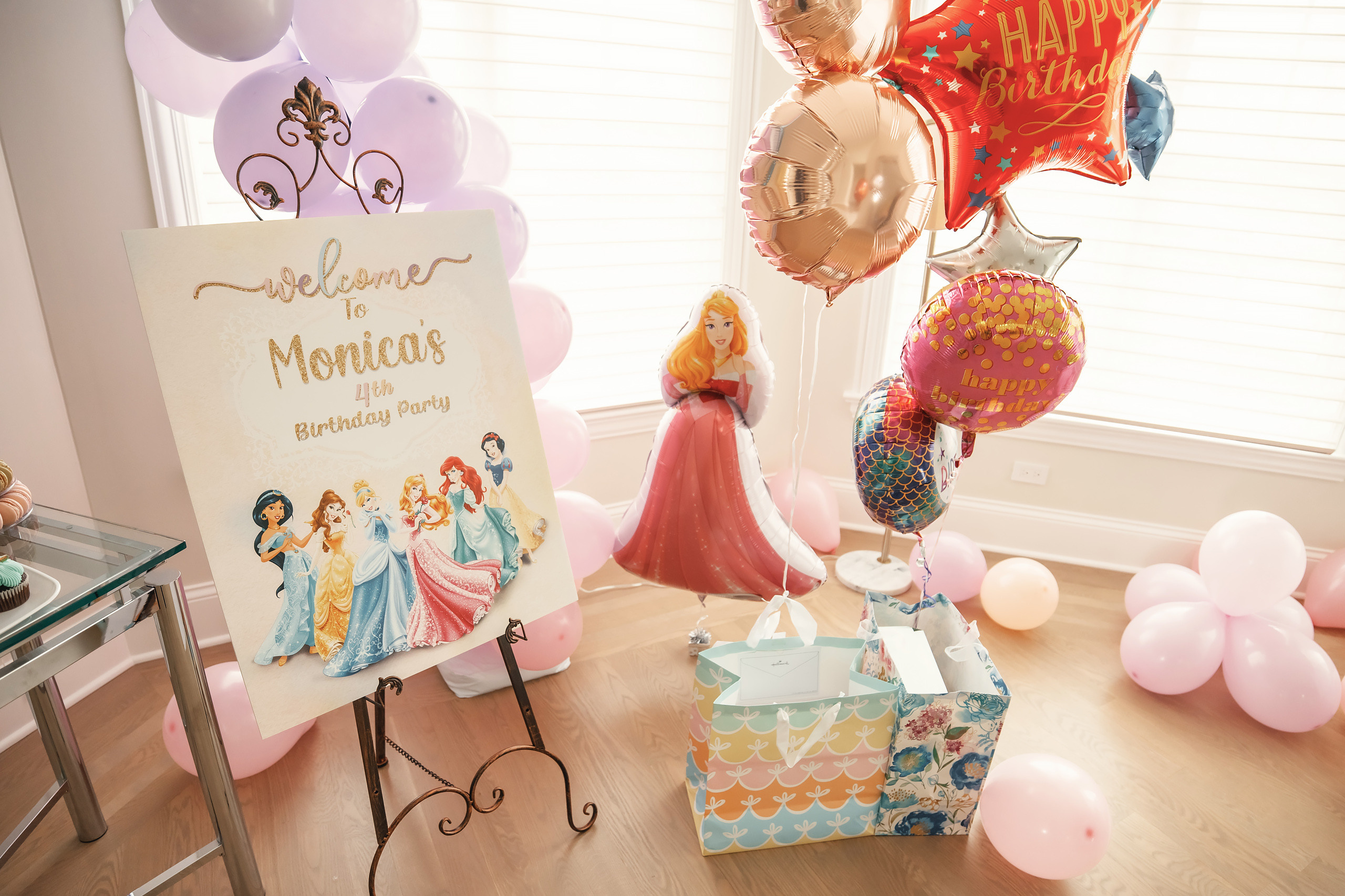 04.25.2021 Birthday. Wedding family event photographer in Chicago Nick Yushevich