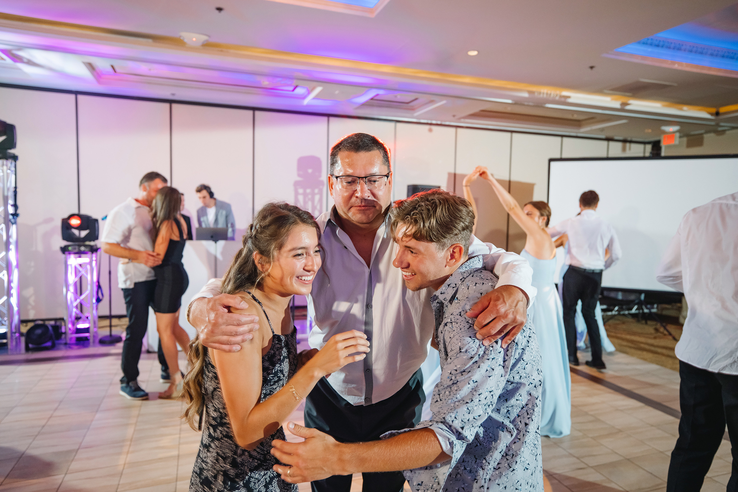 06.12.2021 Wedding. Wedding family event photographer in Chicago Nick Yushevich