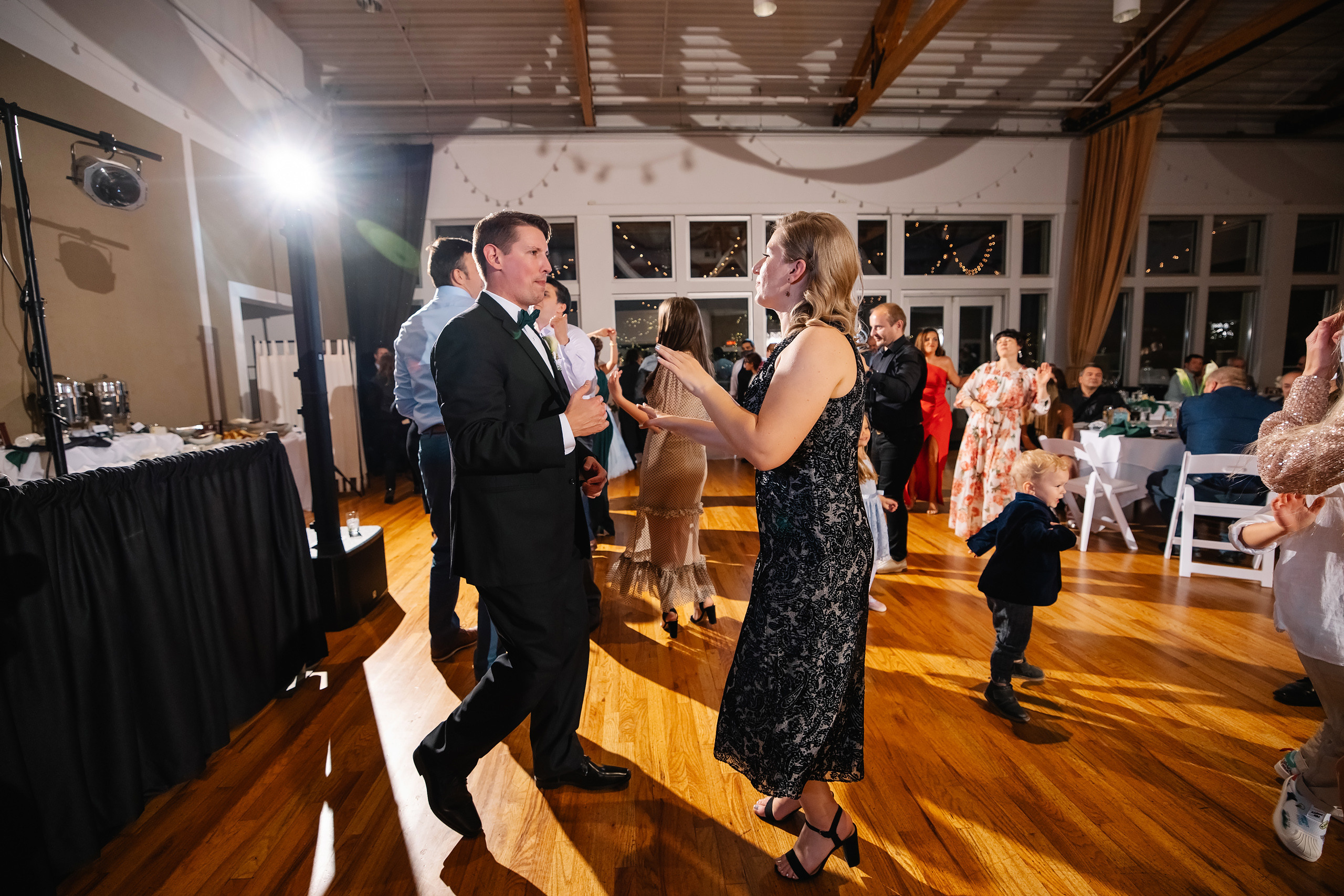 05.29.2021 Wedding. Wedding family event photographer in Chicago Nick Yushevich