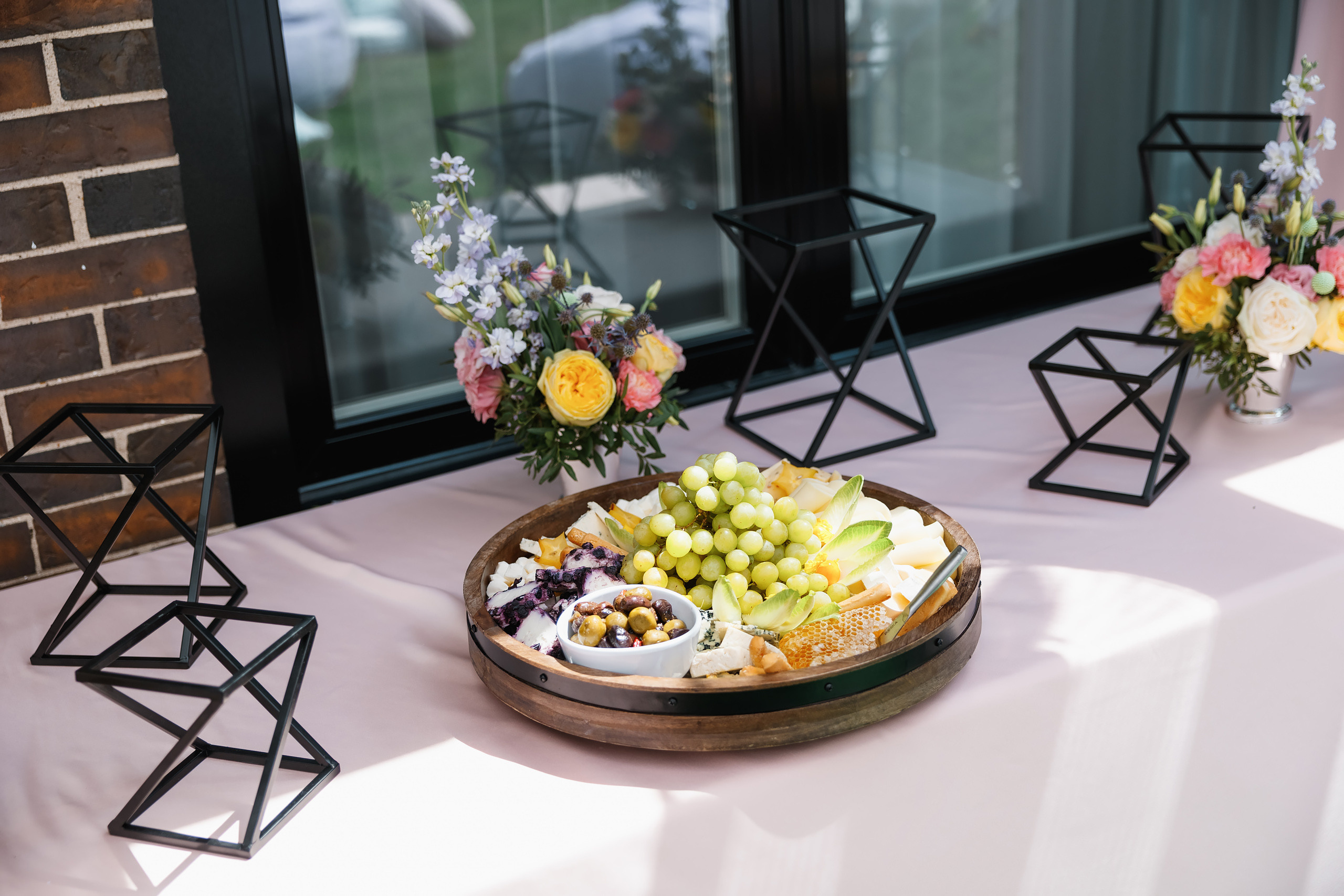 07.25.2021 First birthday. Wedding family event photographer in Chicago Nick Yushevich