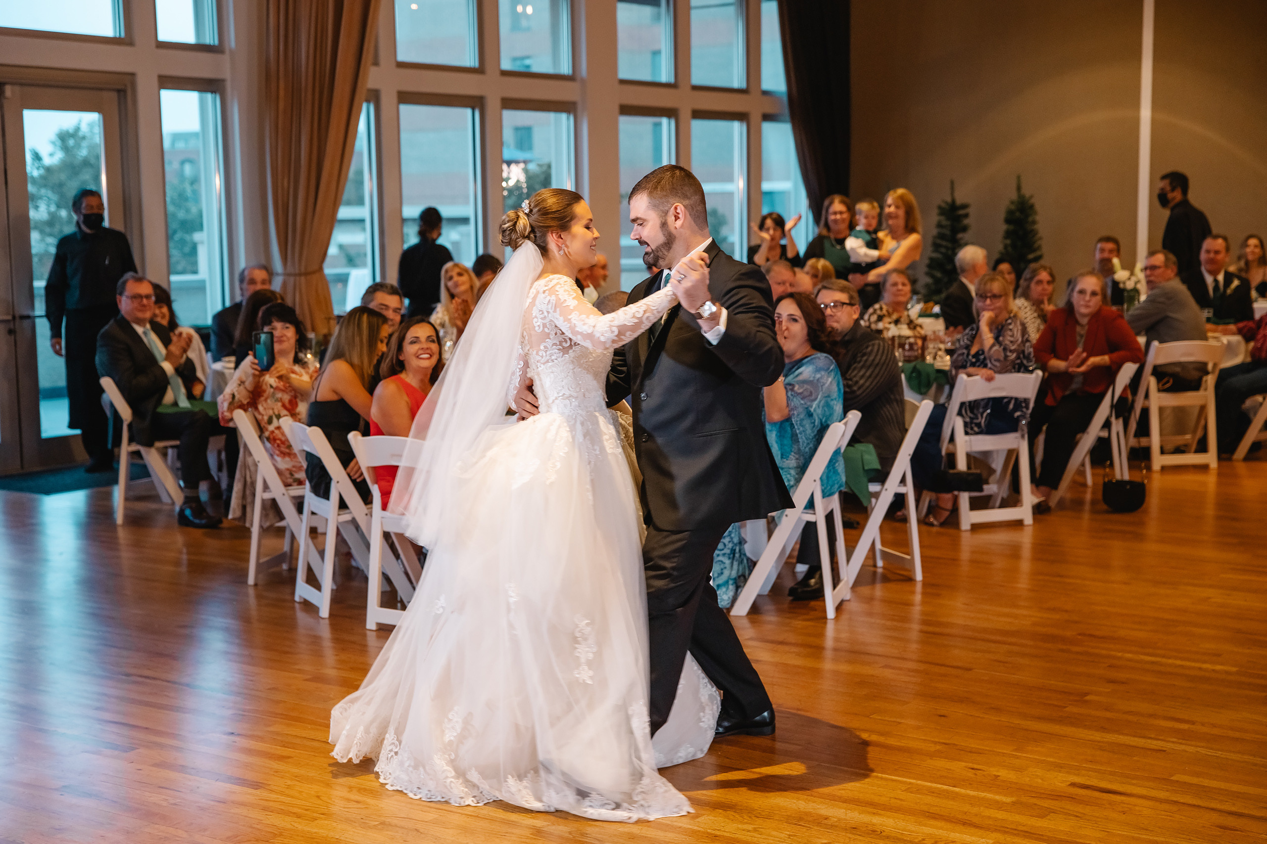 05.29.2021 Wedding. Wedding family event photographer in Chicago Nick Yushevich