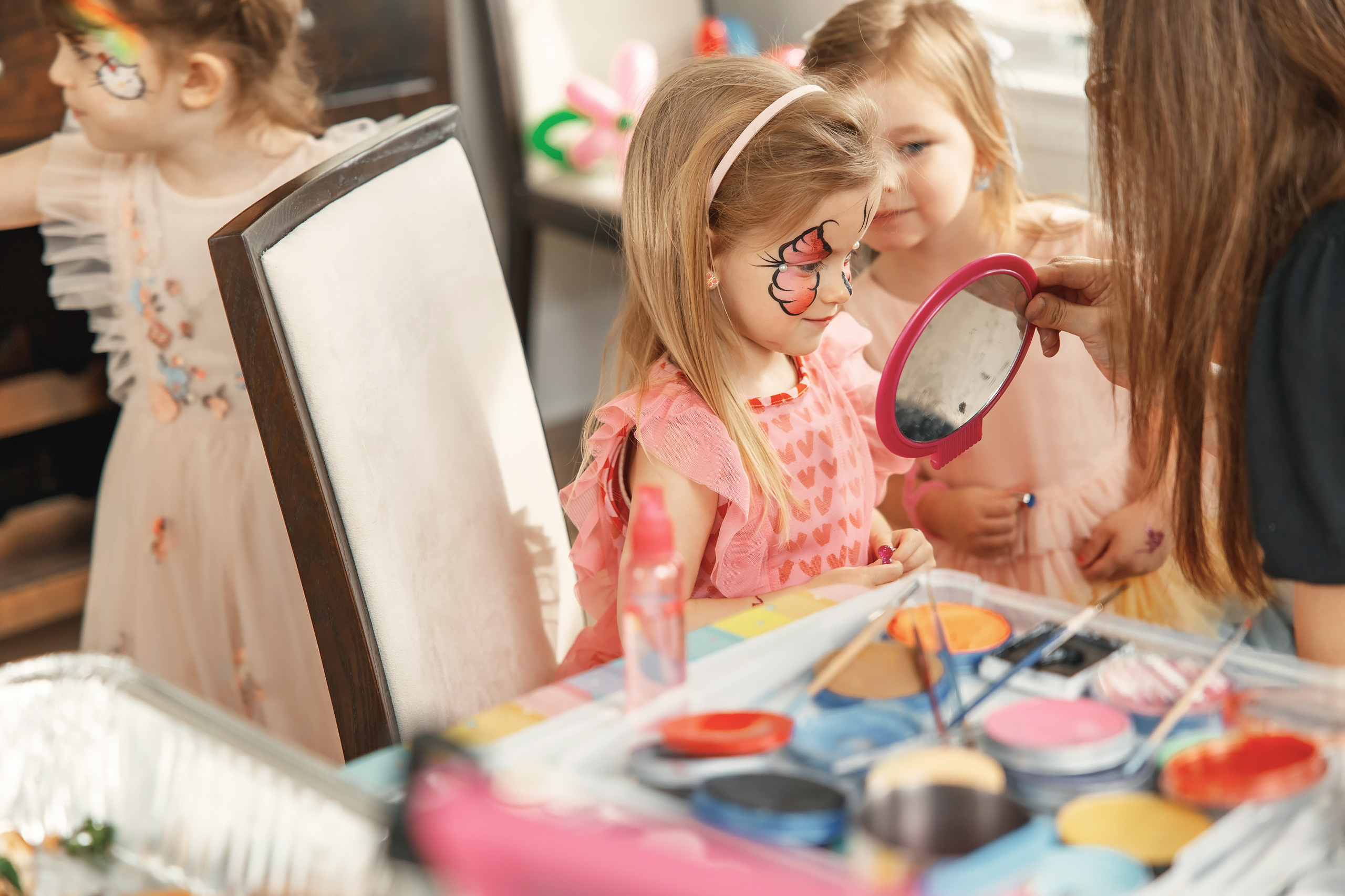 04.25.2021 Birthday. Wedding family event photographer in Chicago Nick Yushevich