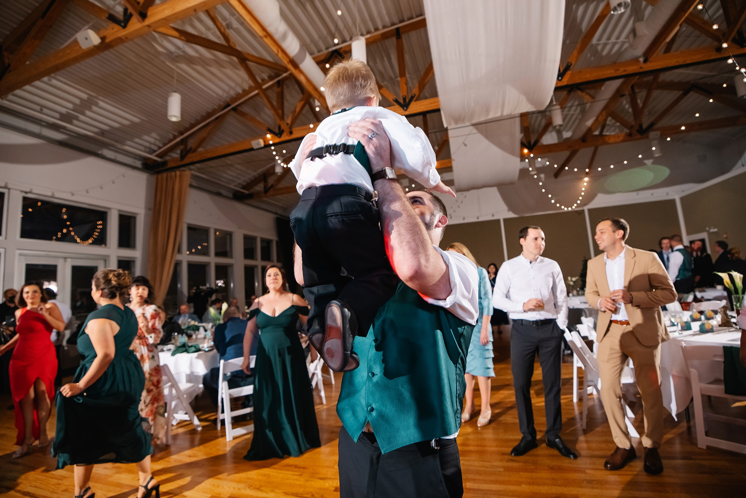 05.29.2021 Wedding. Wedding family event photographer in Chicago Nick Yushevich