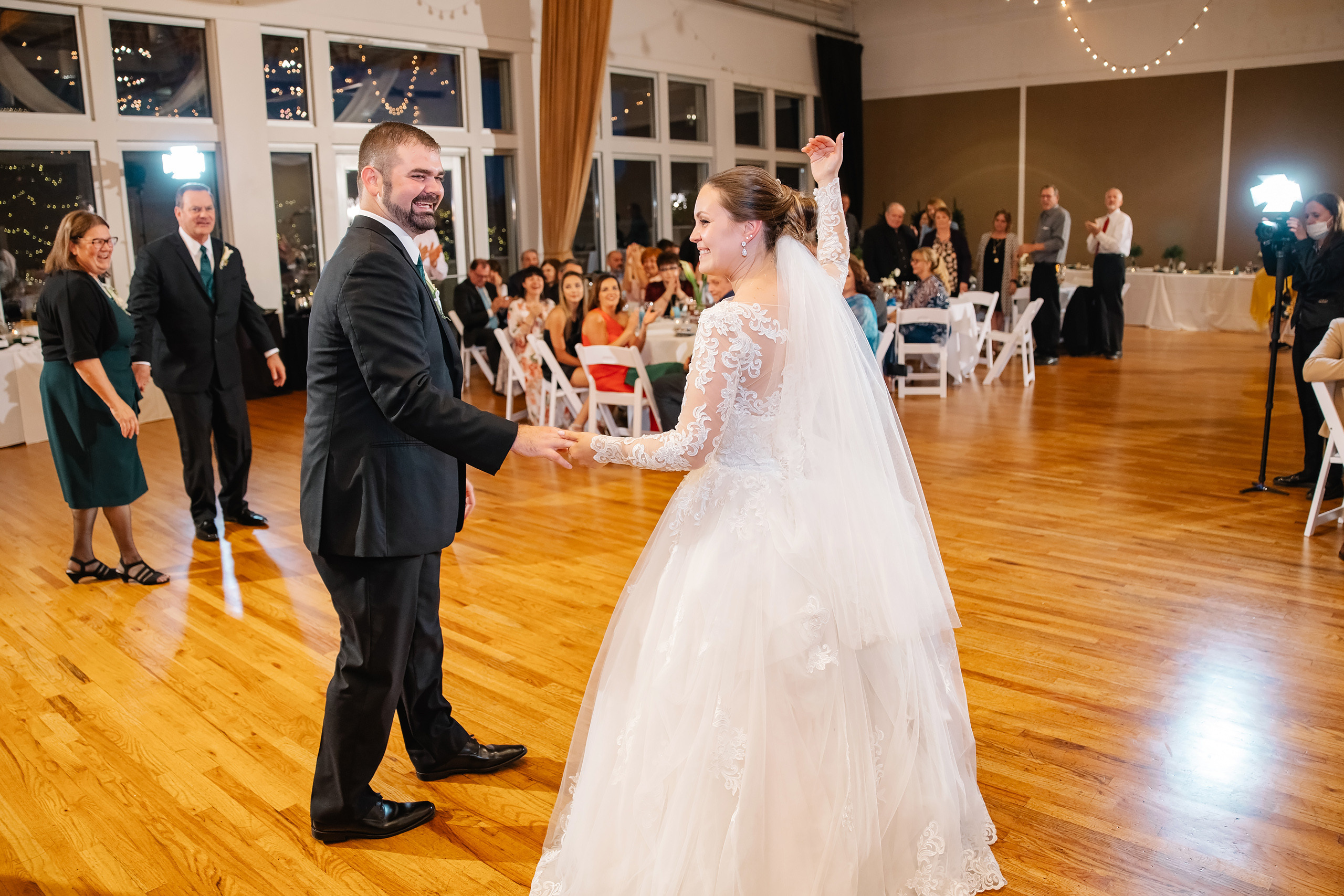 05.29.2021 Wedding. Wedding family event photographer in Chicago Nick Yushevich