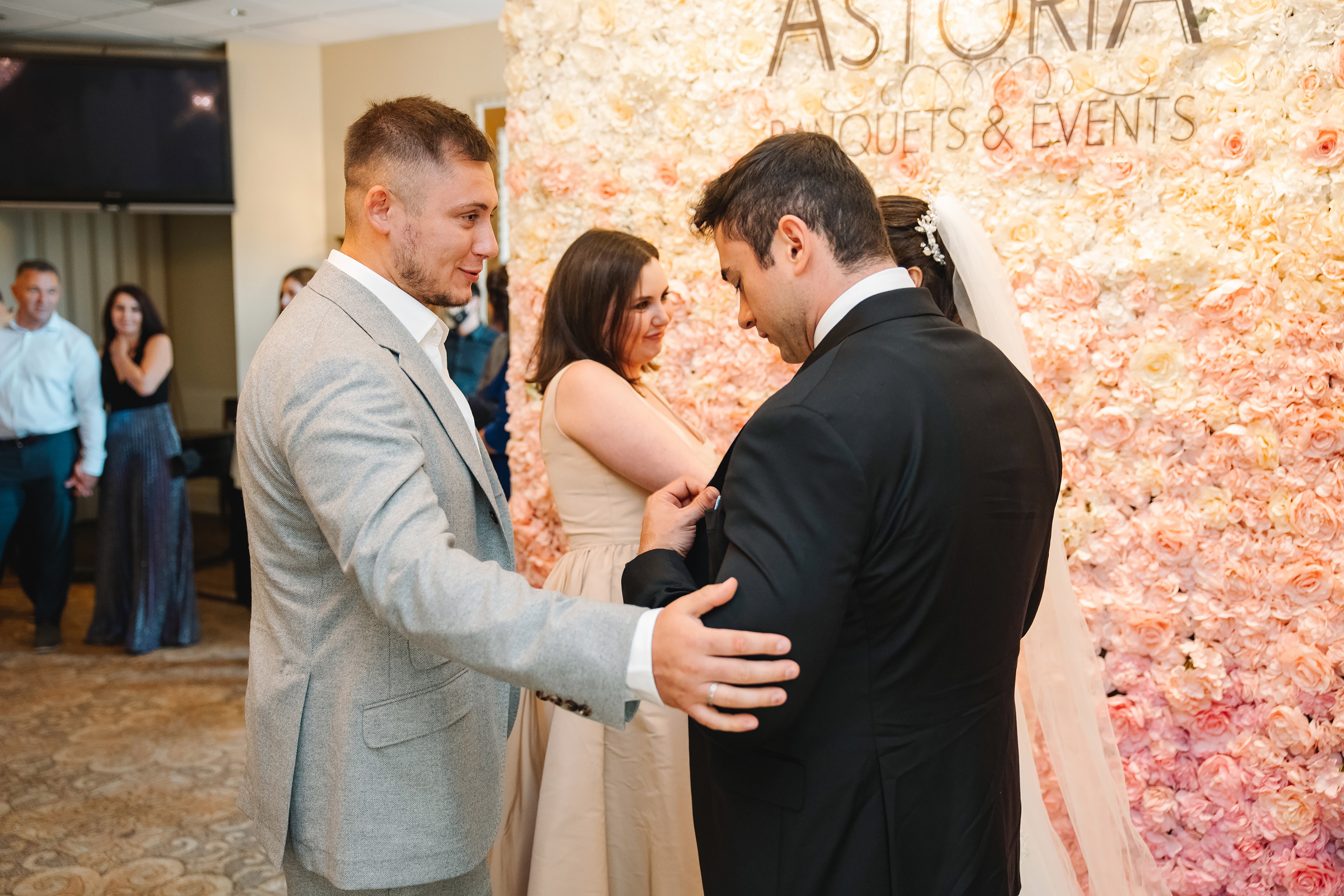 06.12.2021 Wedding. Wedding family event photographer in Chicago Nick Yushevich