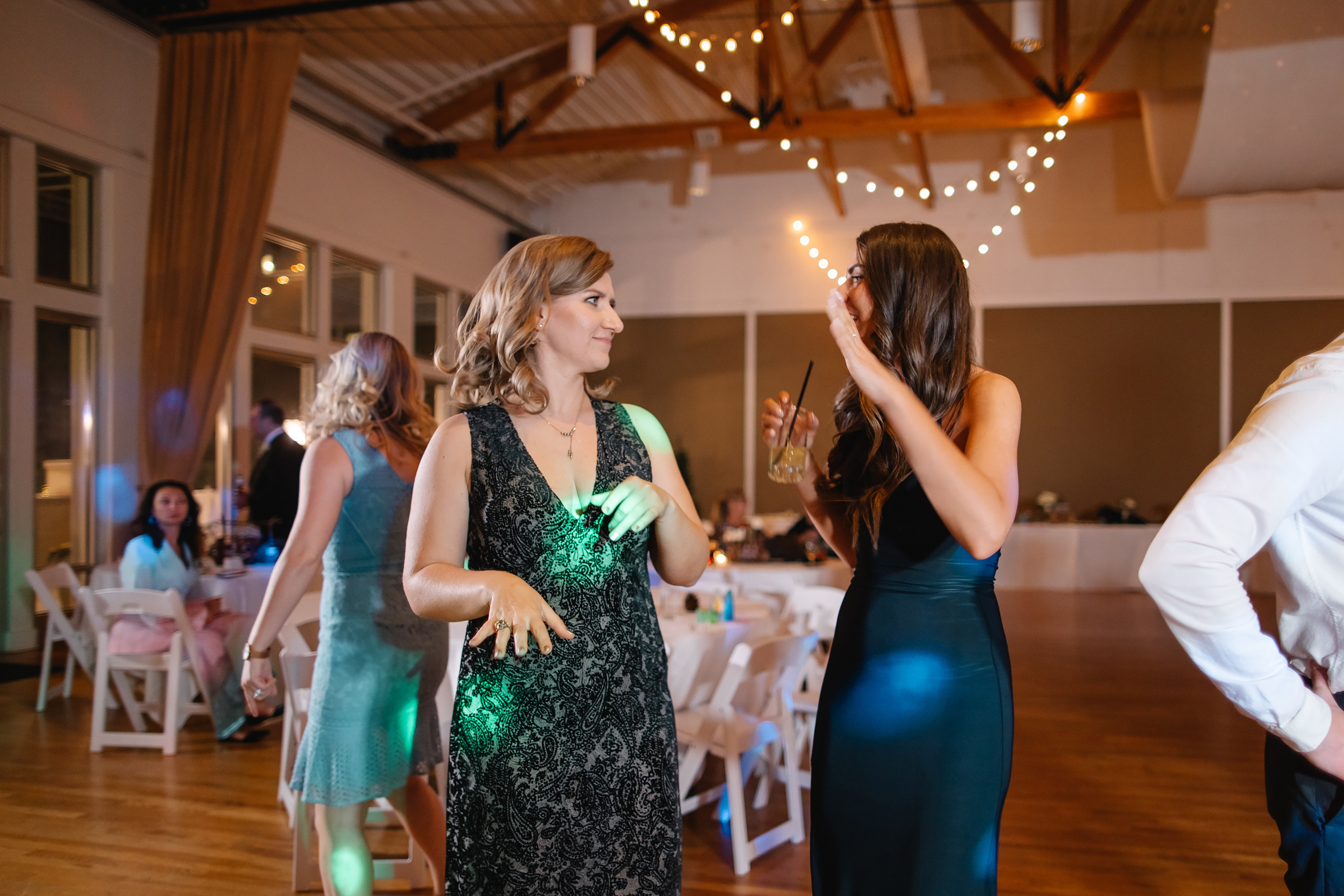 05.29.2021 Wedding. Wedding family event photographer in Chicago Nick Yushevich