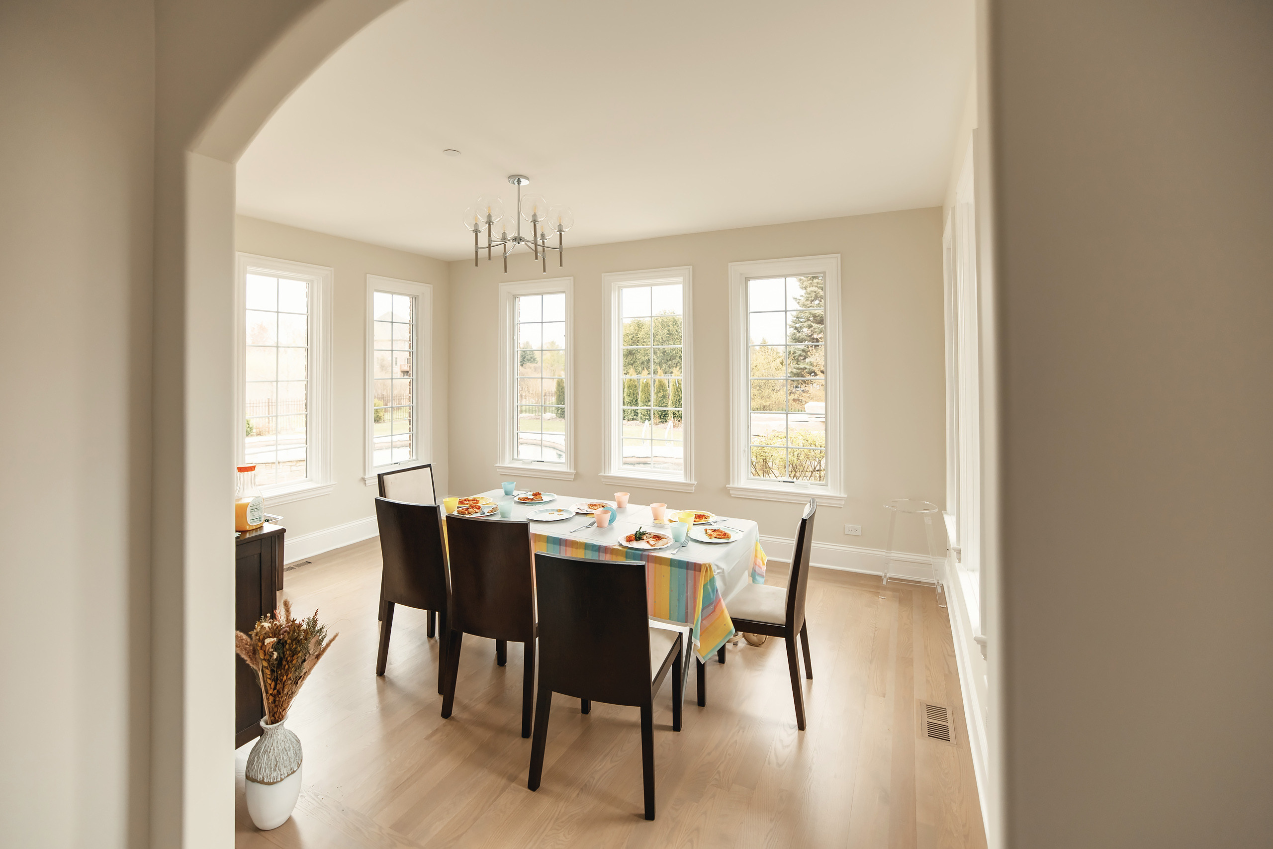 04.25.2021 Birthday. Wedding family event photographer in Chicago Nick Yushevich