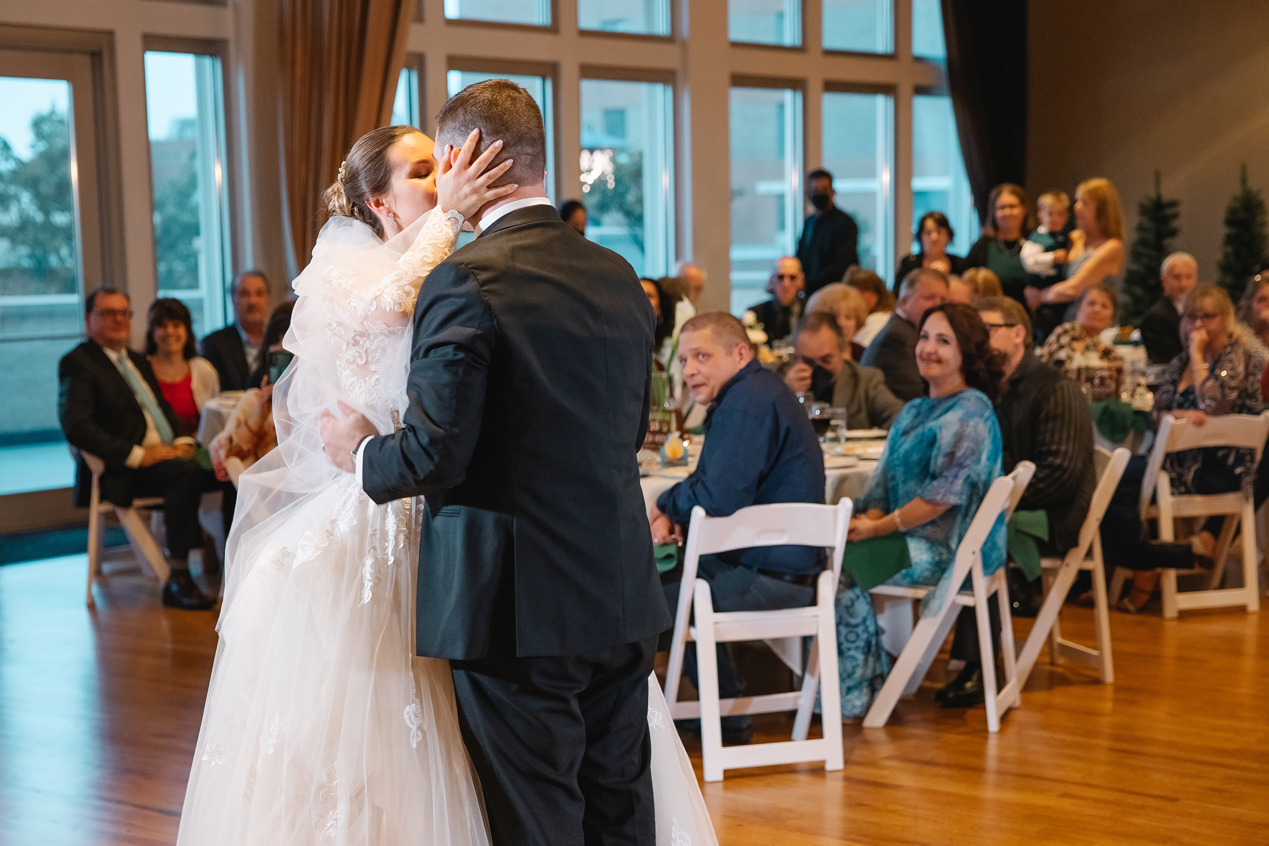 05.29.2021 Wedding. Wedding family event photographer in Chicago Nick Yushevich