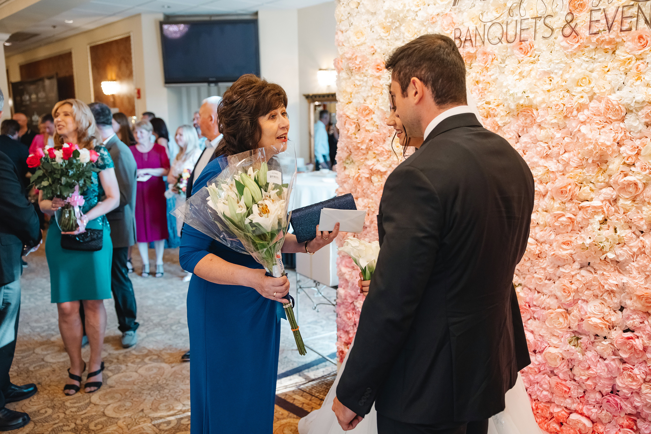 06.12.2021 Wedding. Wedding family event photographer in Chicago Nick Yushevich